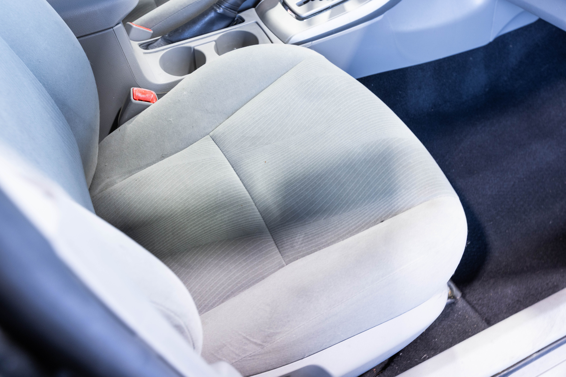 2013 TOYOTA COROLLA - Image 32