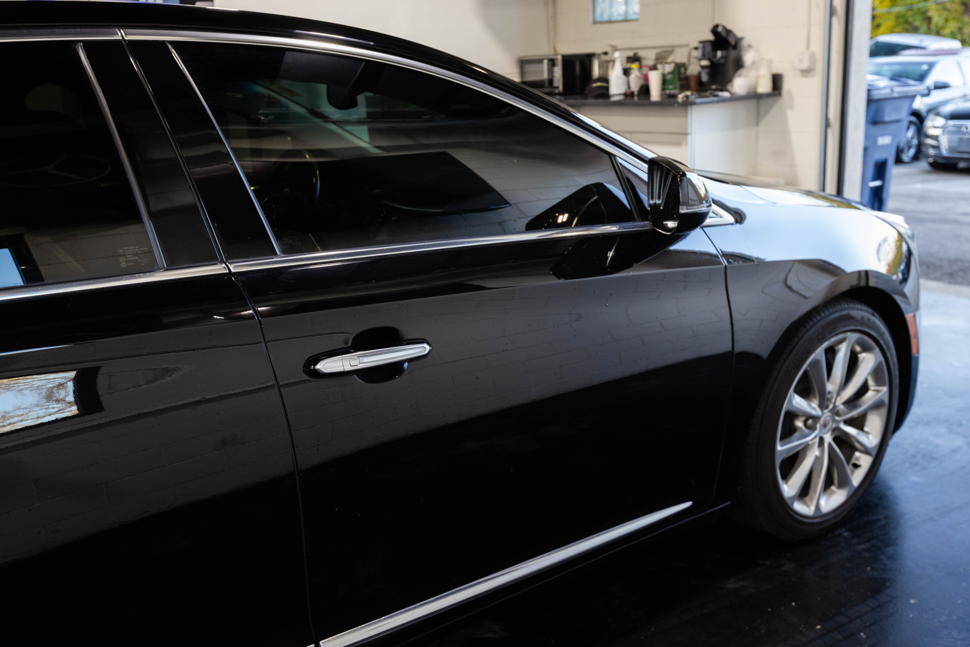 2013 CADILLAC XTS - Image 14