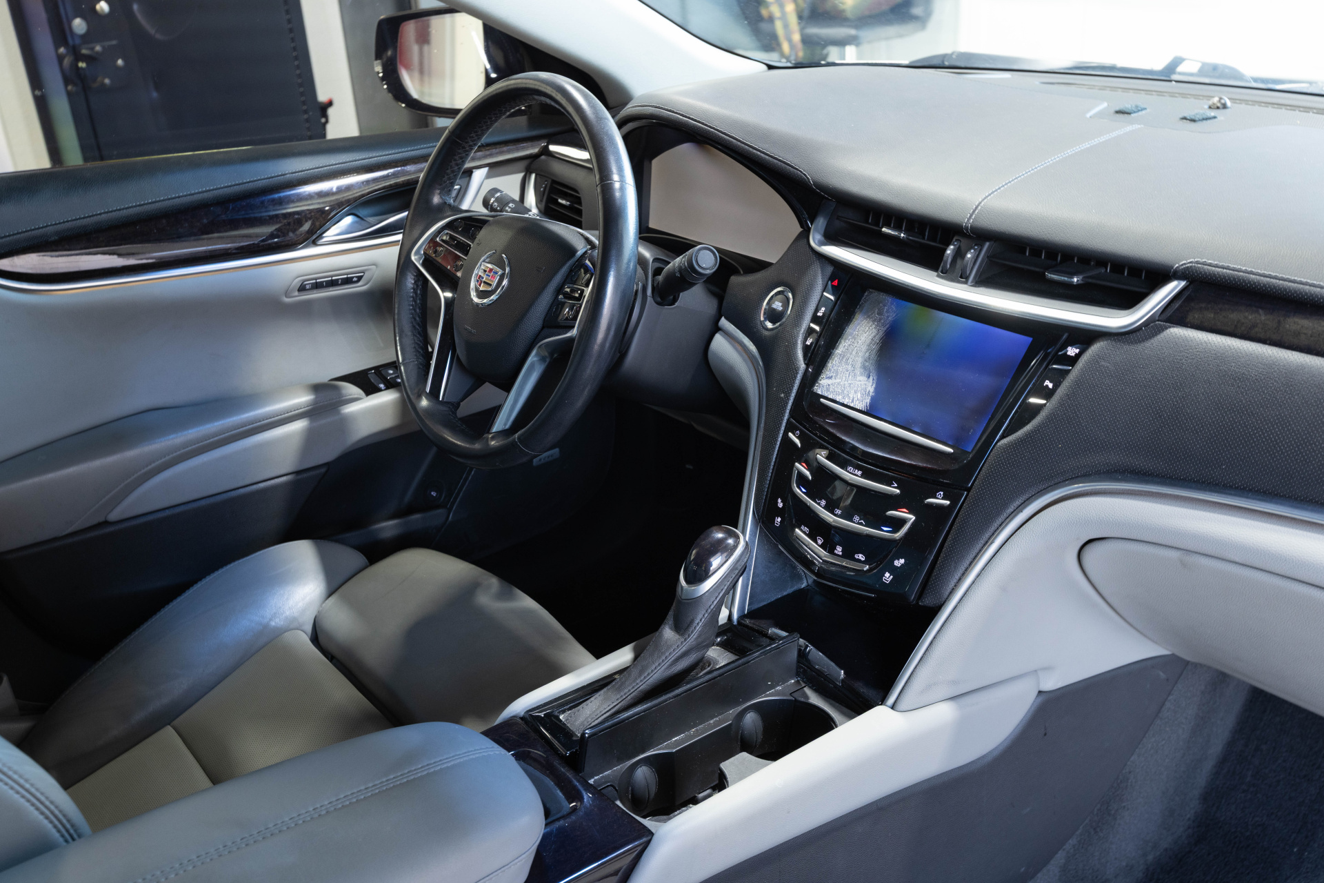 2013 CADILLAC XTS - Image 29