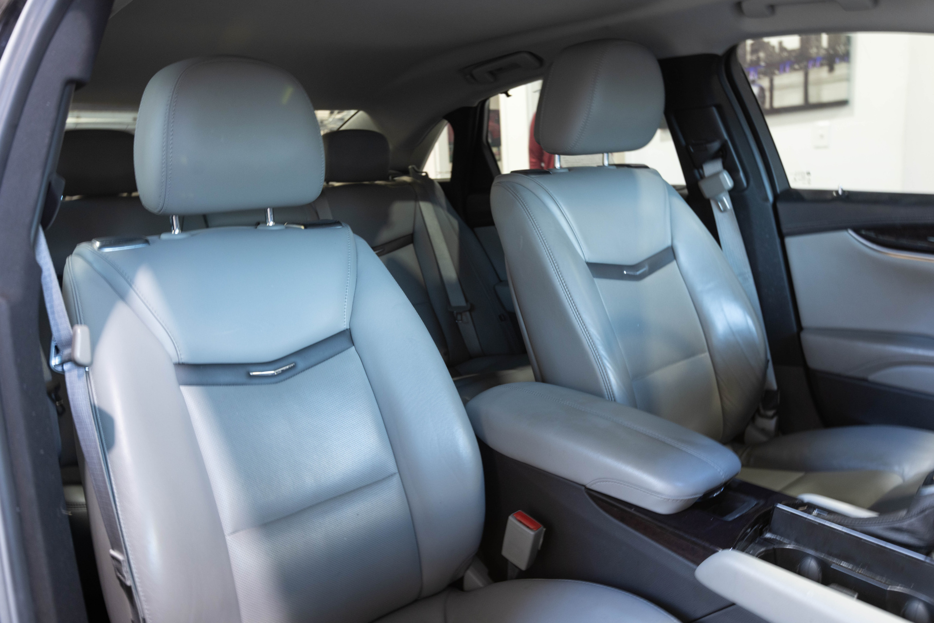 2013 CADILLAC XTS - Image 30