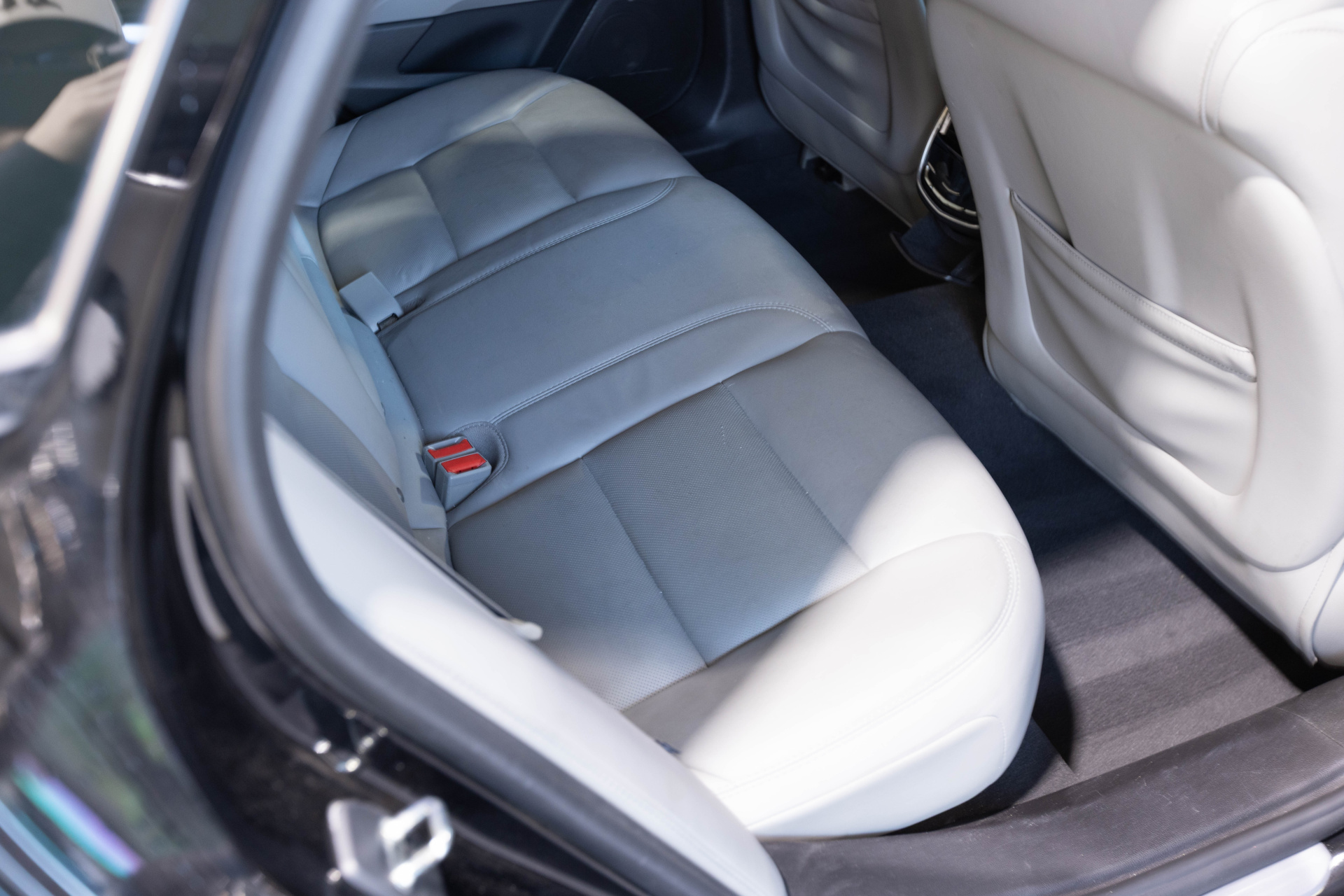 2013 CADILLAC XTS - Image 34