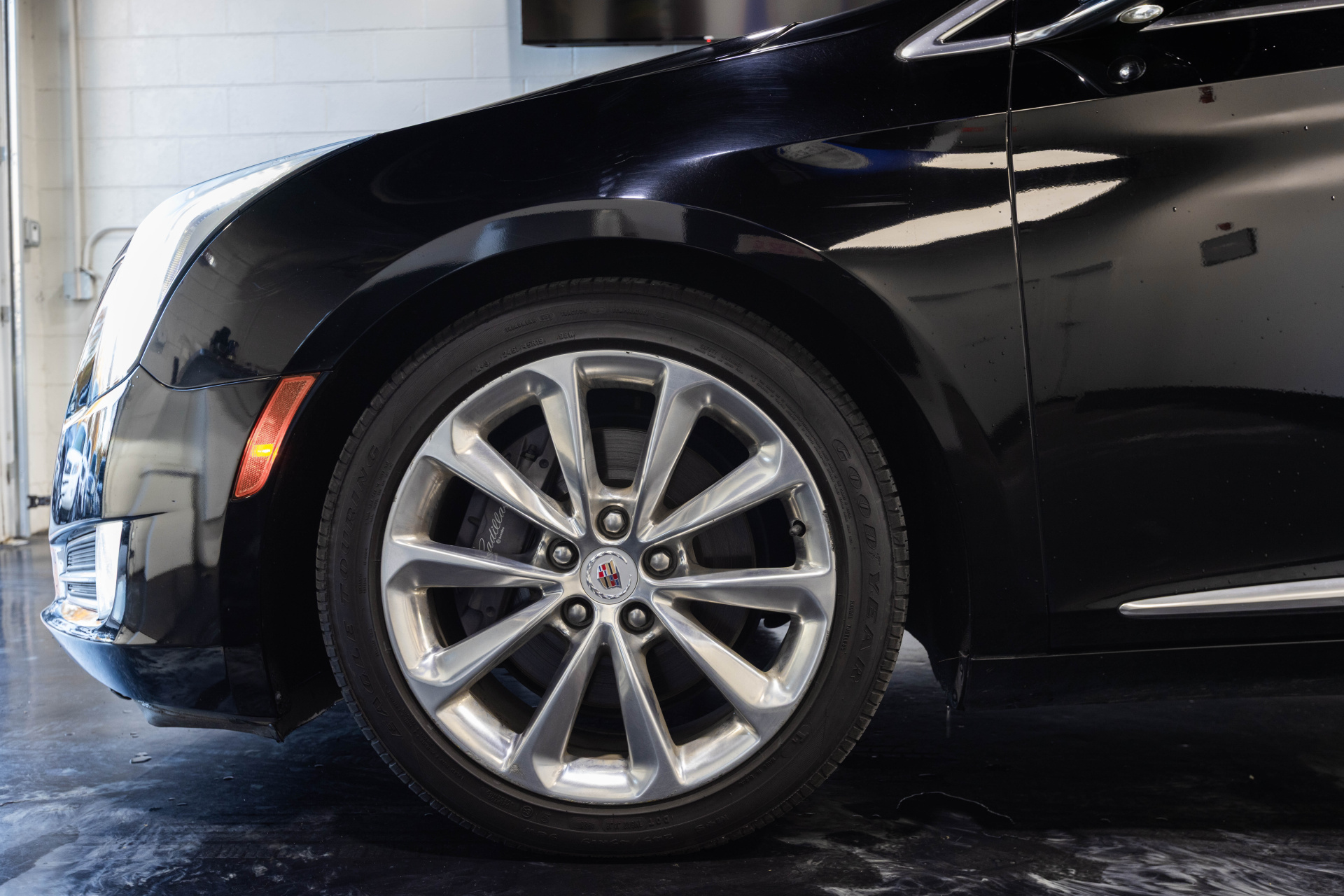 2013 CADILLAC XTS - Image 4