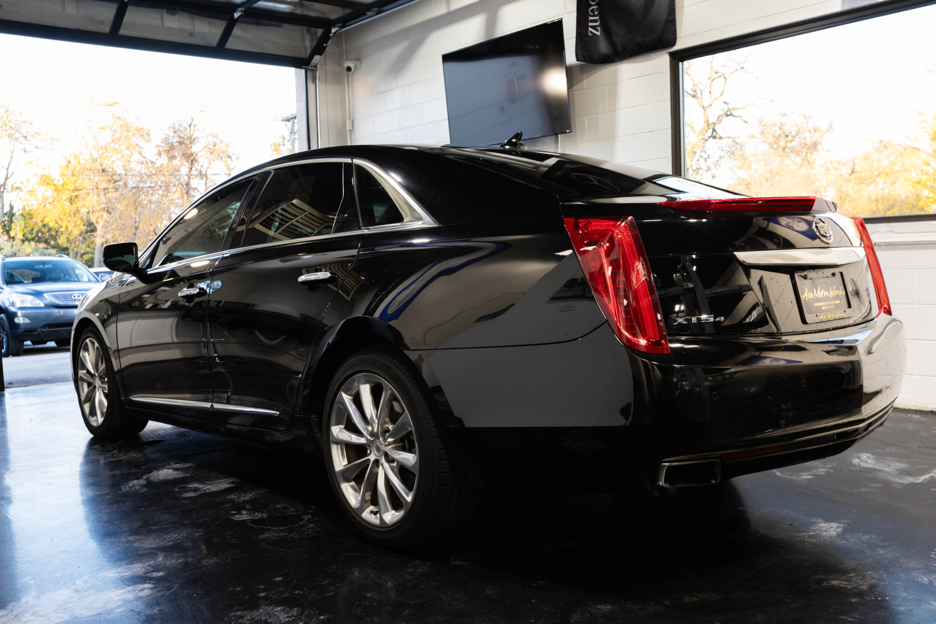 2013 CADILLAC XTS - Image 8