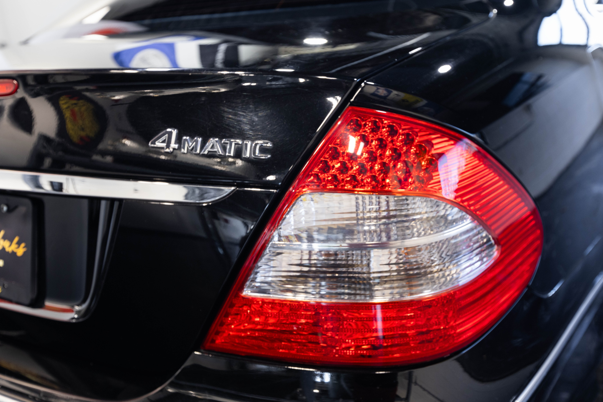 2009 MERCEDES-BENZ E-CLASS - Image 13