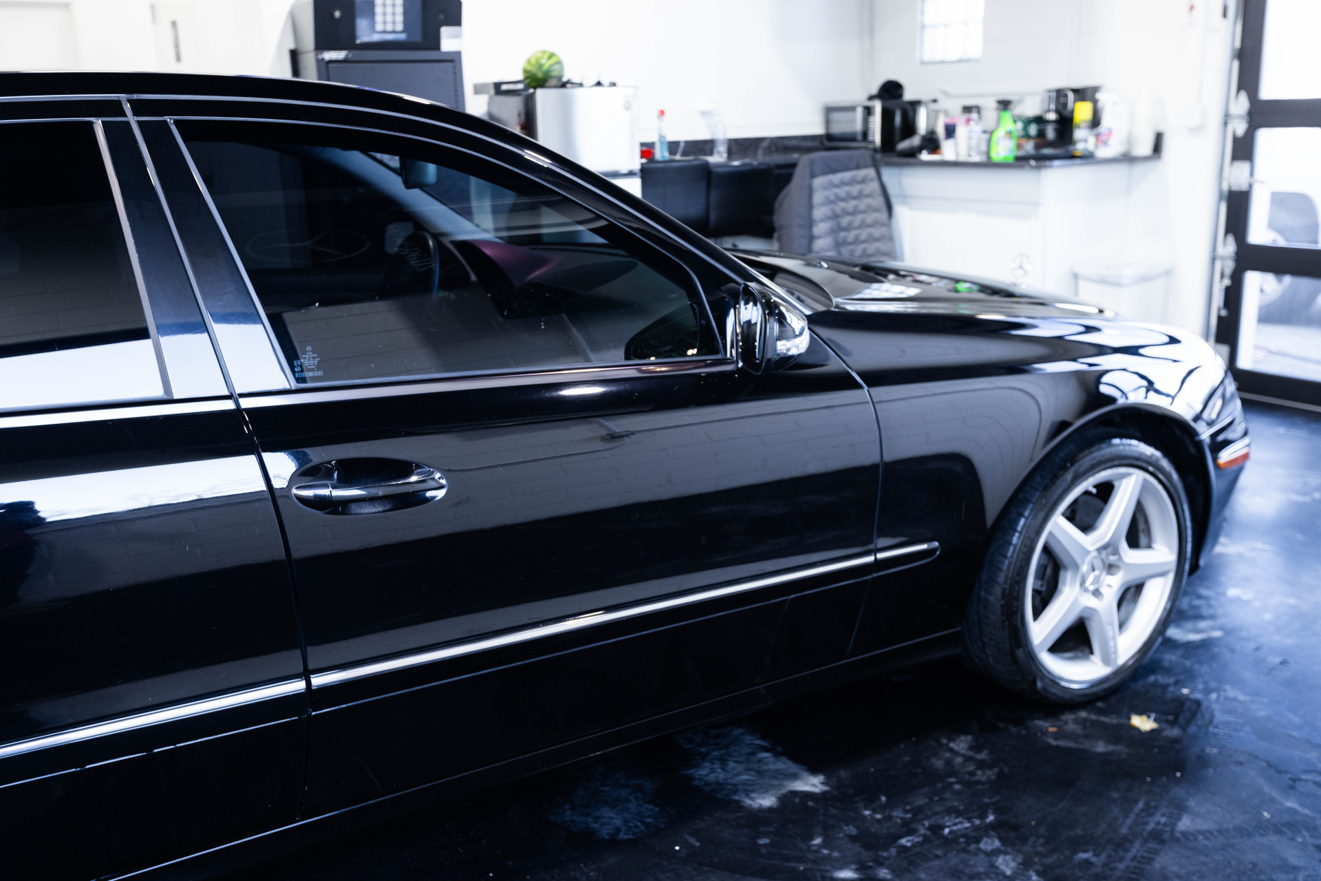 2009 MERCEDES-BENZ E-CLASS - Image 18