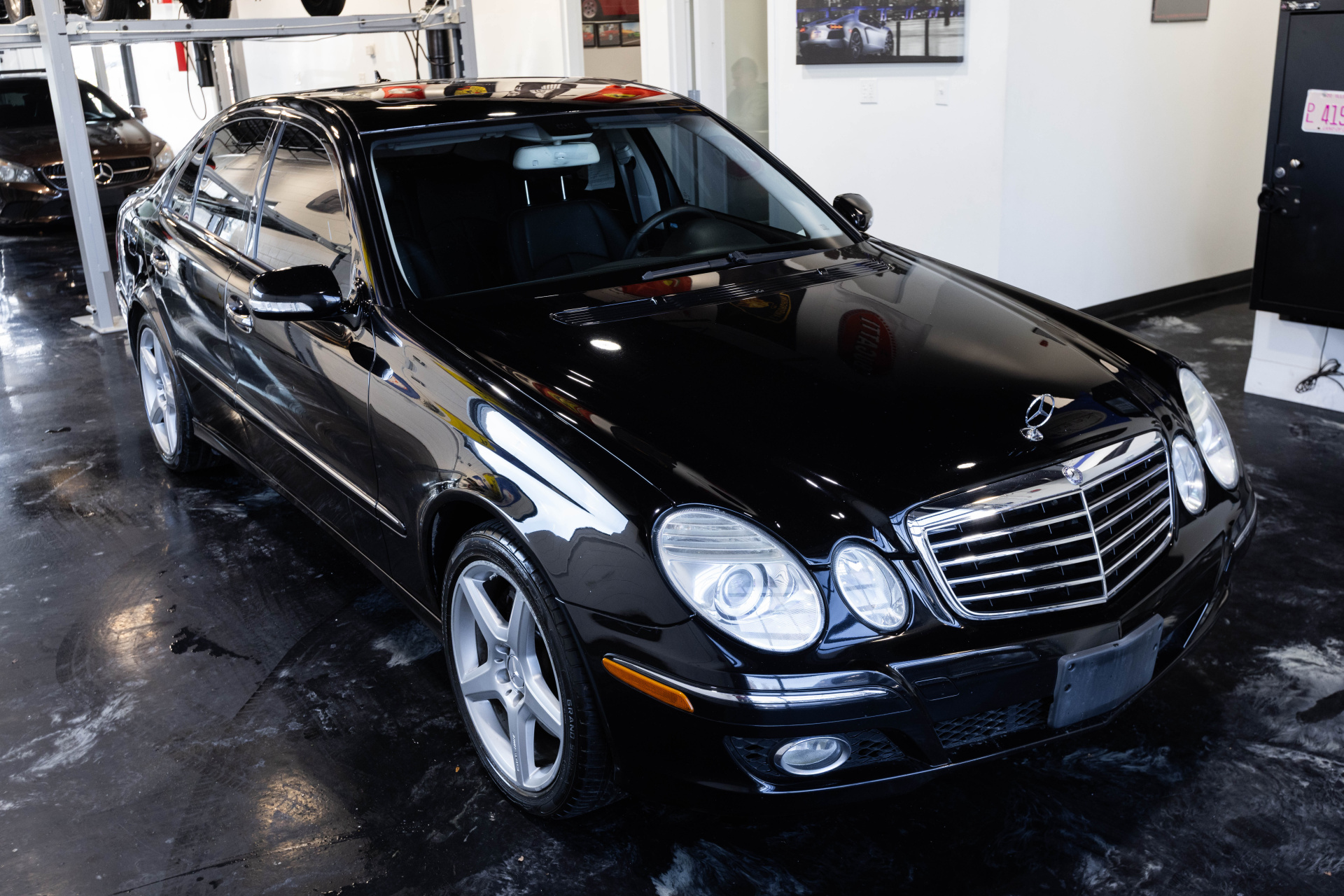 2009 MERCEDES-BENZ E-CLASS - Image 23