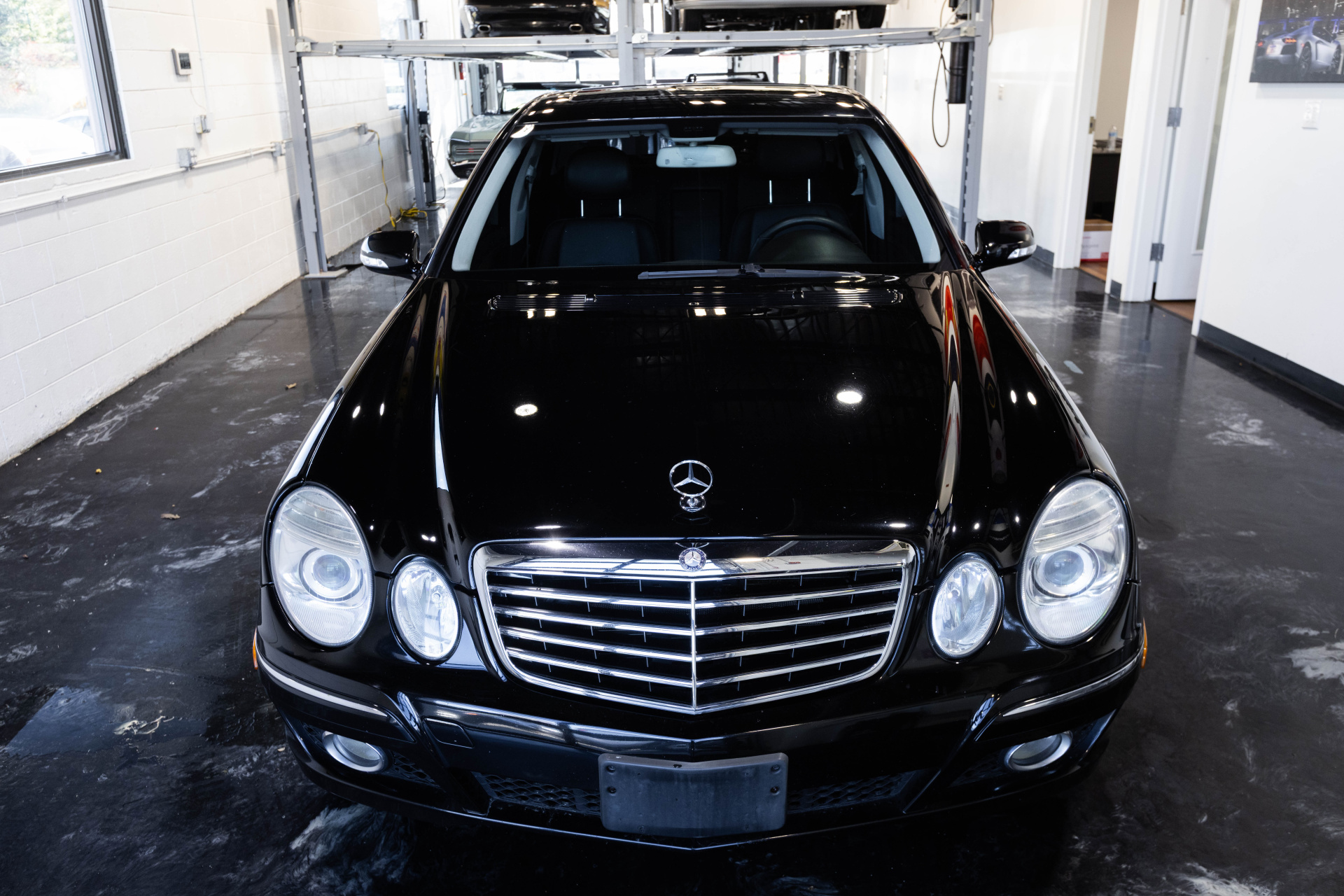 2009 MERCEDES-BENZ E-CLASS - Image 25