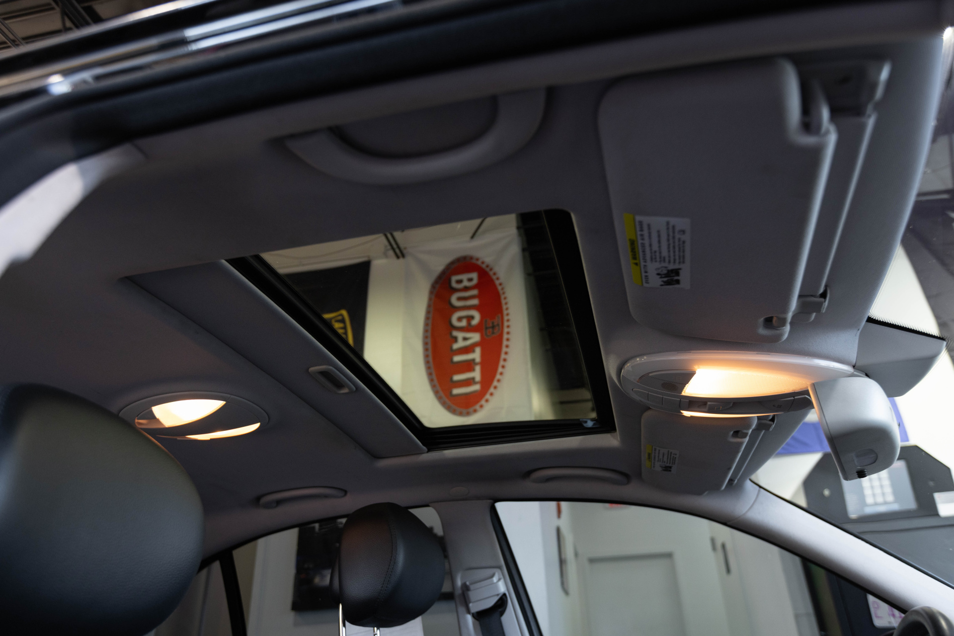 2009 MERCEDES-BENZ E-CLASS - Image 38