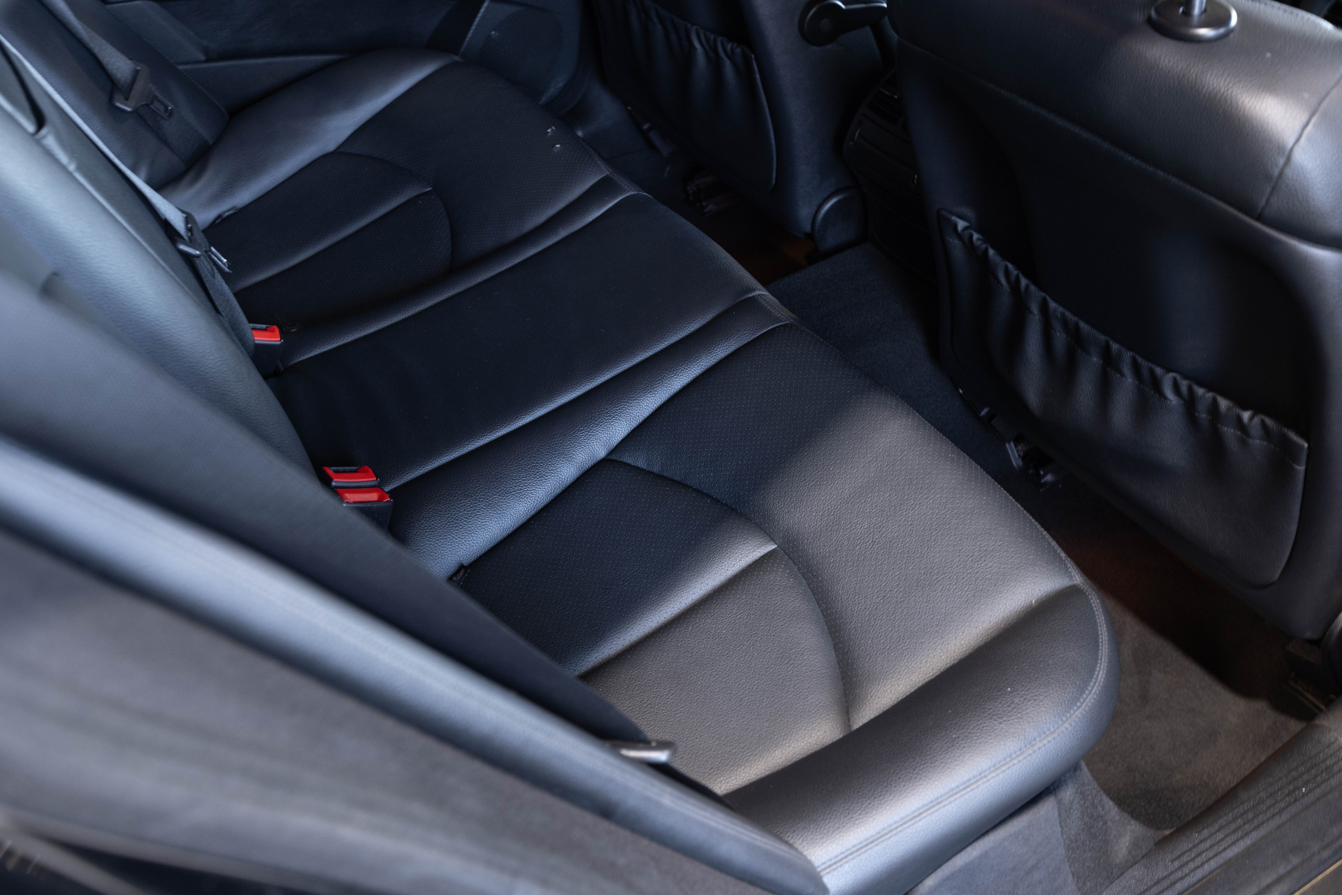 2009 MERCEDES-BENZ E-CLASS - Image 40