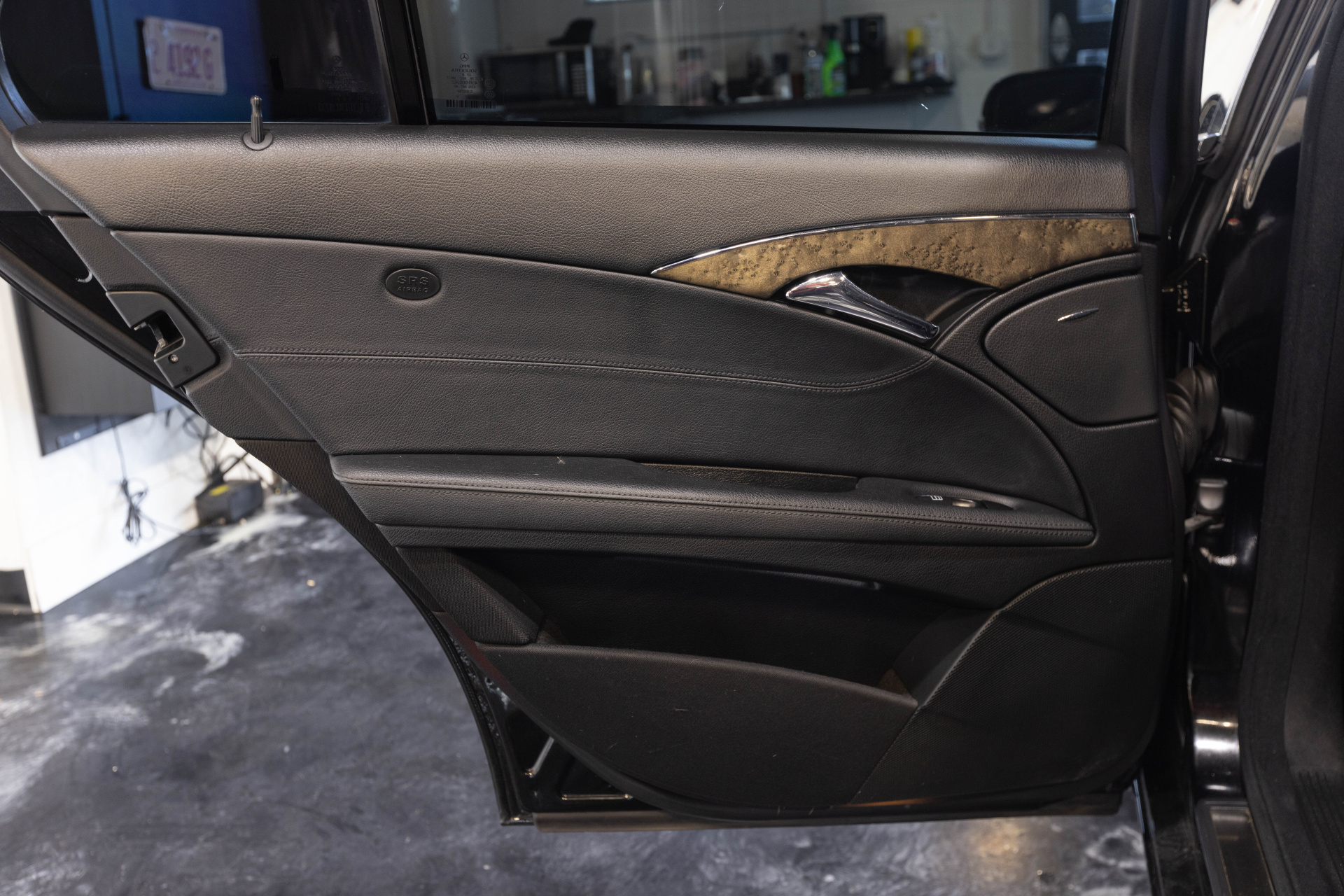 2009 MERCEDES-BENZ E-CLASS - Image 44