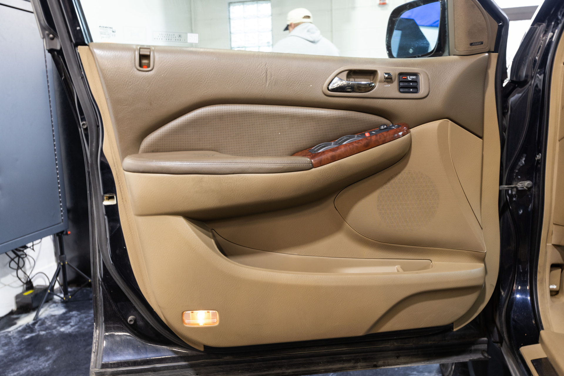 2004 ACURA MDX - Image 26