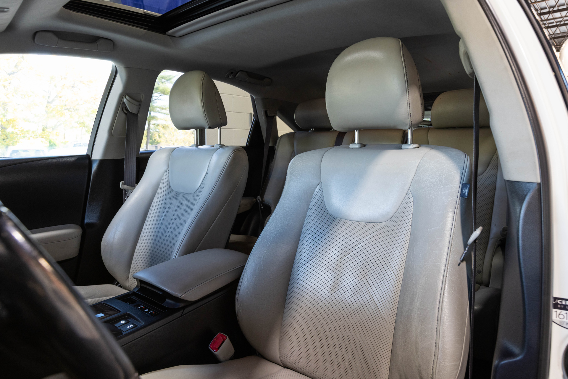 2013 LEXUS RX - Image 30