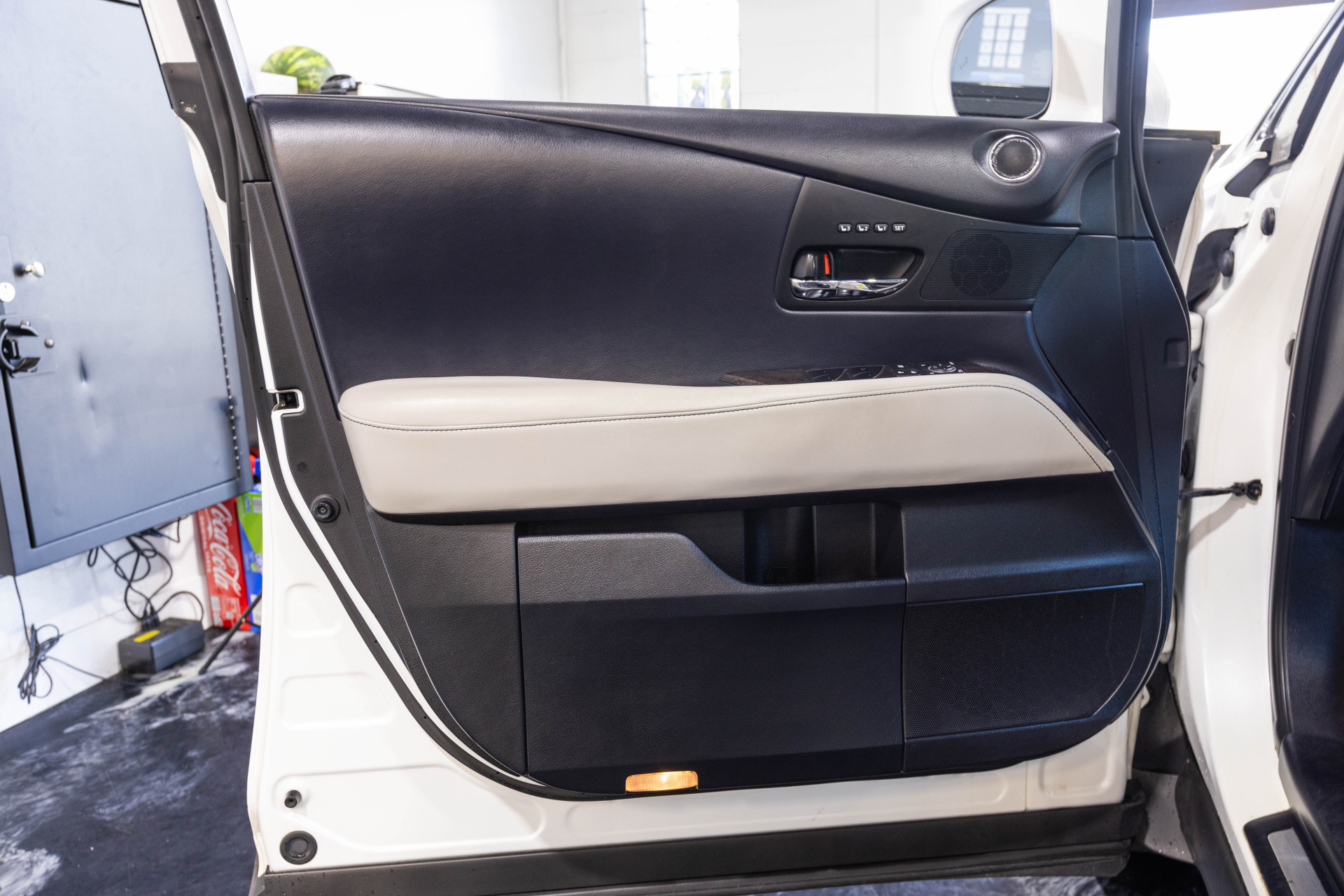 2013 LEXUS RX - Image 31