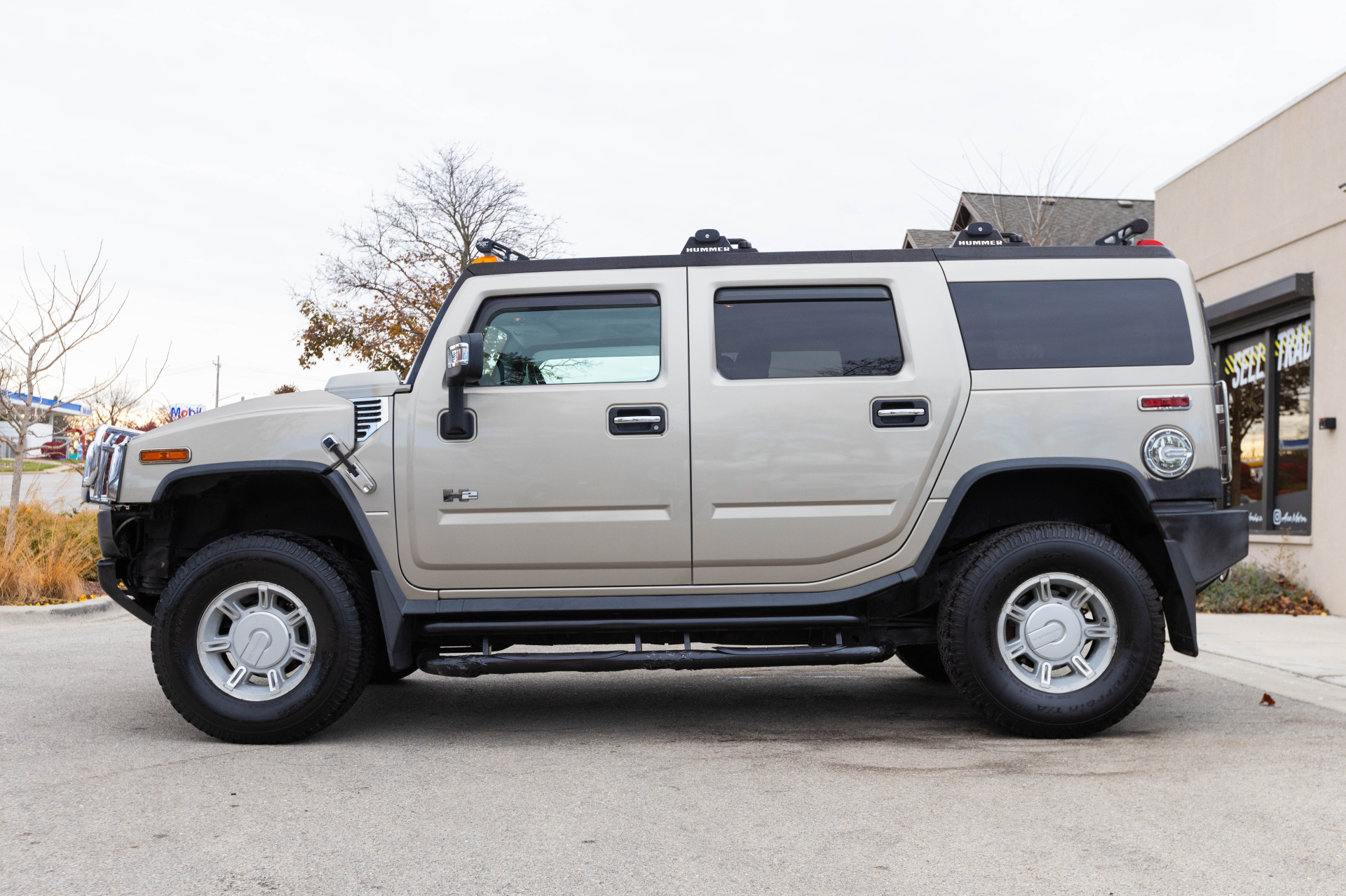 2005 HUMMER H2 - Image 3