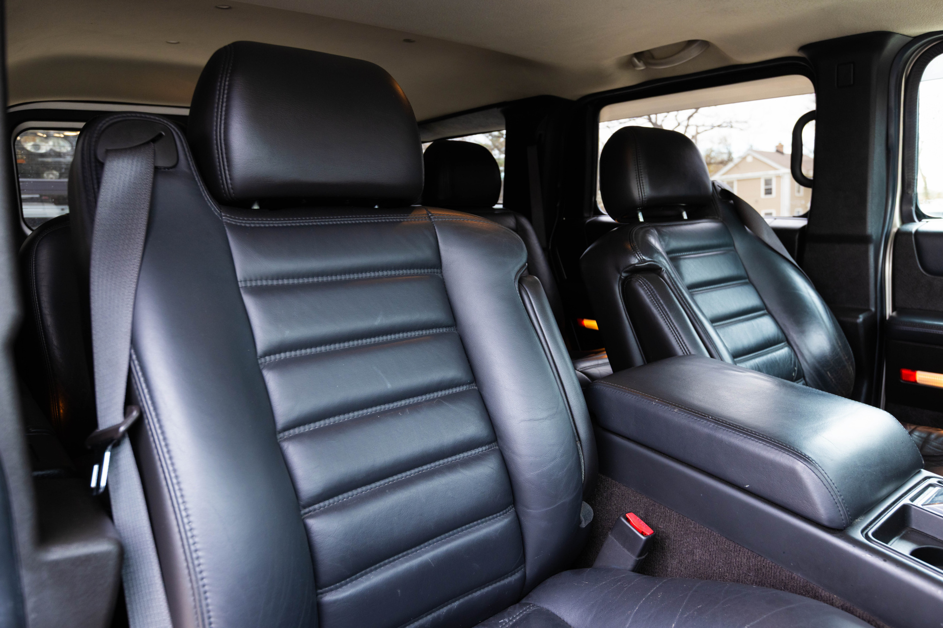 2005 HUMMER H2 - Image 35