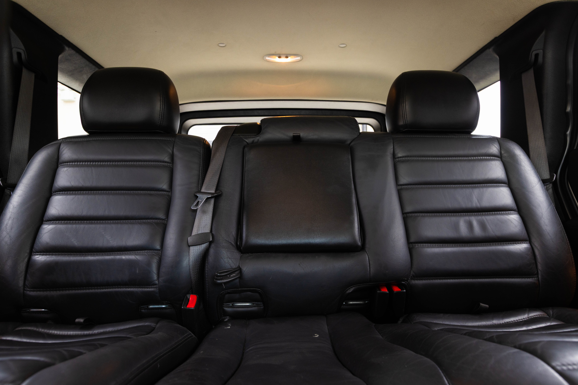 2005 HUMMER H2 - Image 38