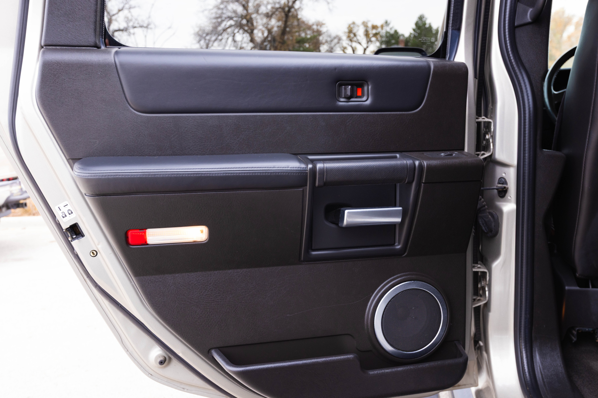 2005 HUMMER H2 - Image 44