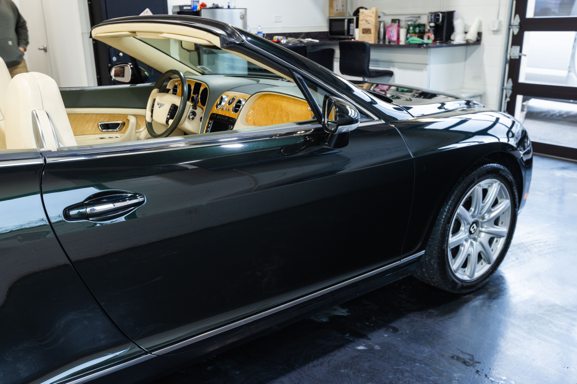 2007 BENTLEY CONTINENTAL - Image 26