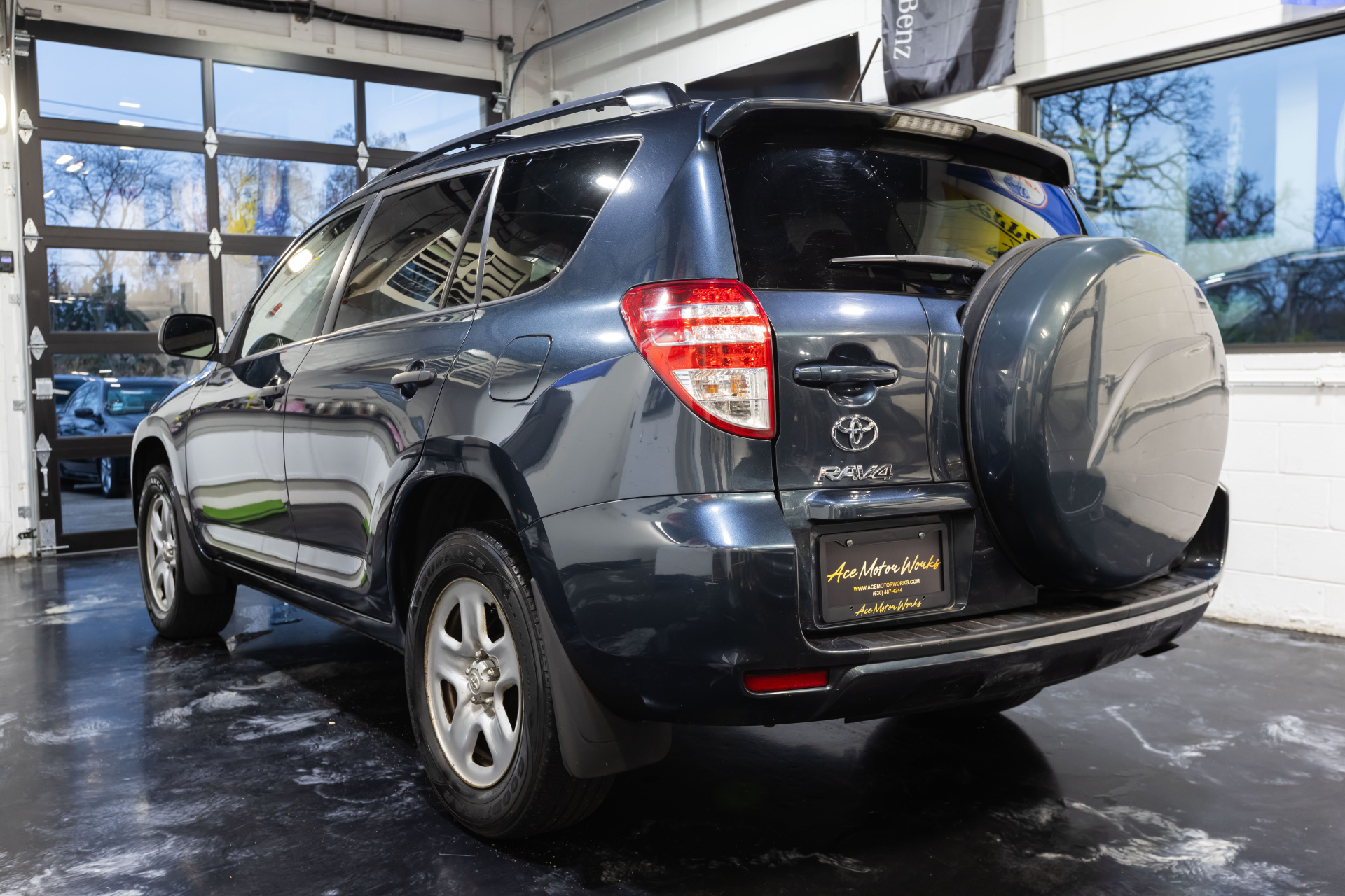 2011 TOYOTA RAV4 - Image 10