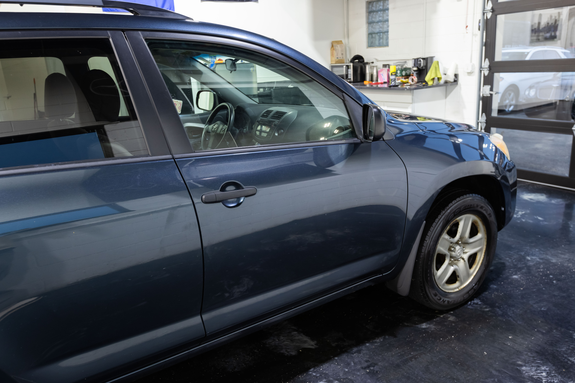 2011 TOYOTA RAV4 - Image 16