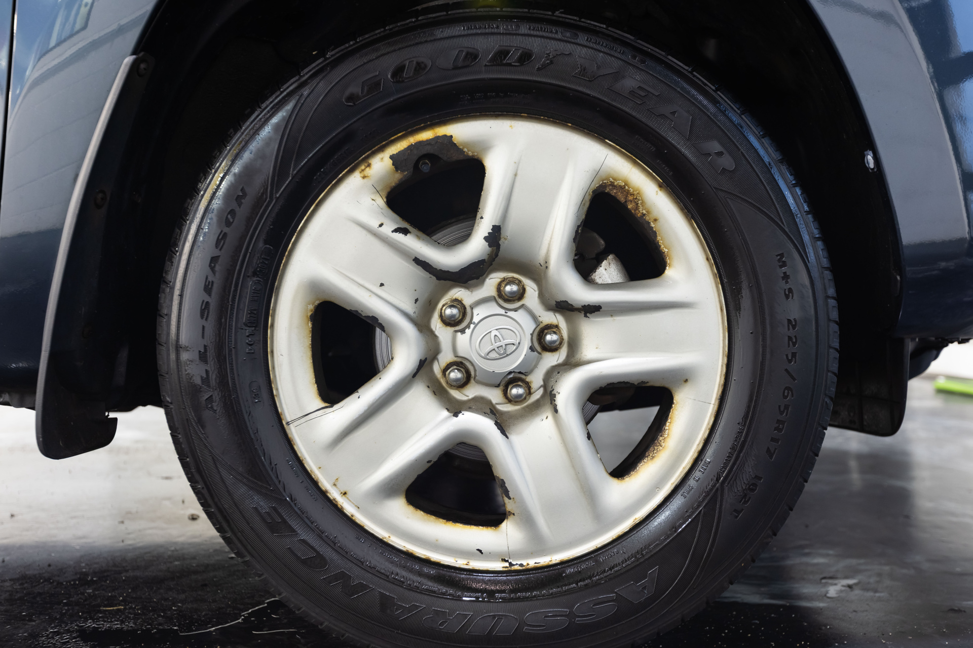 2011 TOYOTA RAV4 - Image 19