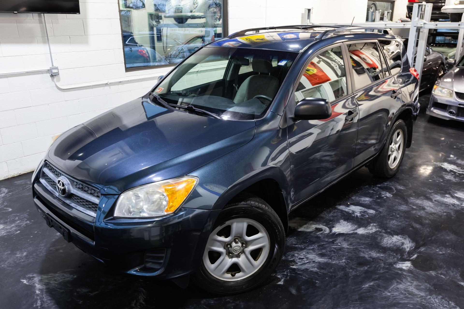 2011 TOYOTA RAV4 - Image 2