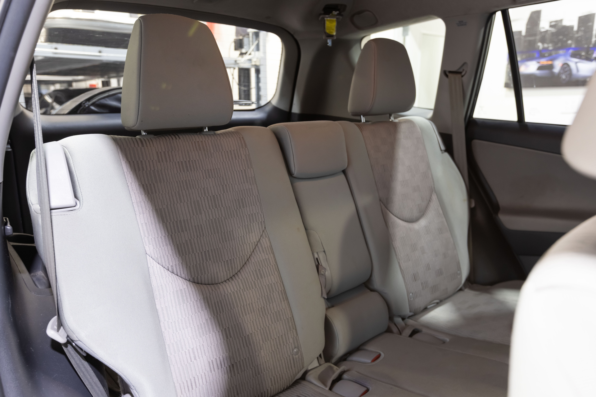 2011 TOYOTA RAV4 - Image 38