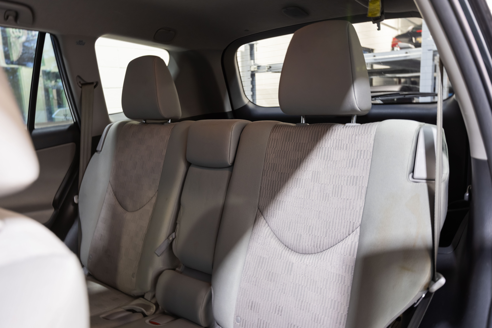 2011 TOYOTA RAV4 - Image 41