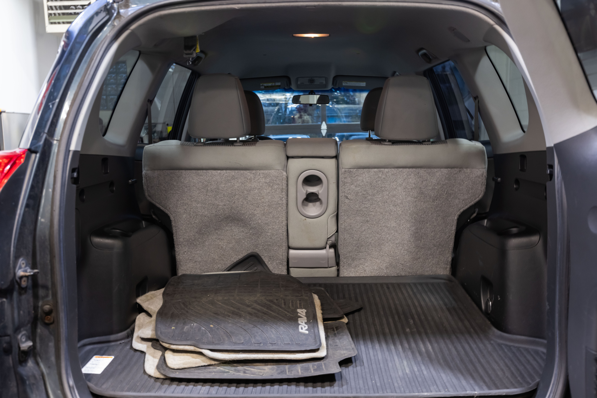 2011 TOYOTA RAV4 - Image 45