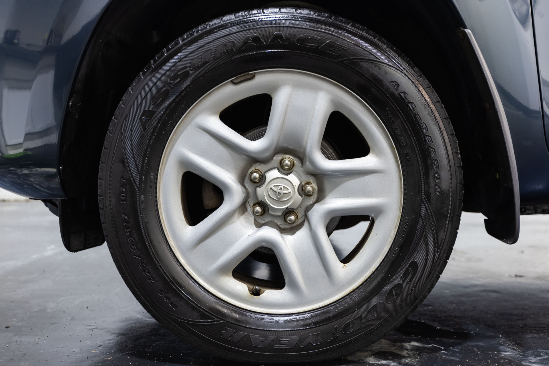 2011 TOYOTA RAV4 - Image 5