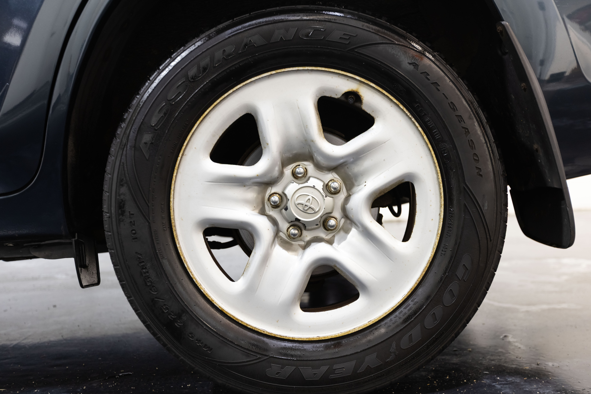 2011 TOYOTA RAV4 - Image 9