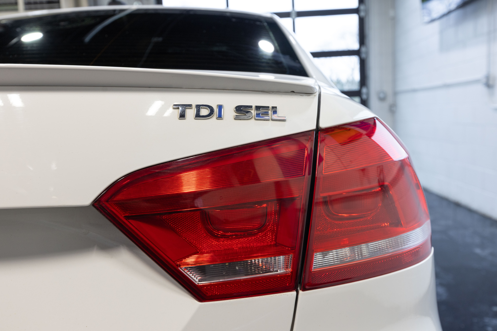 2014 VOLKSWAGEN PASSAT - Image 12