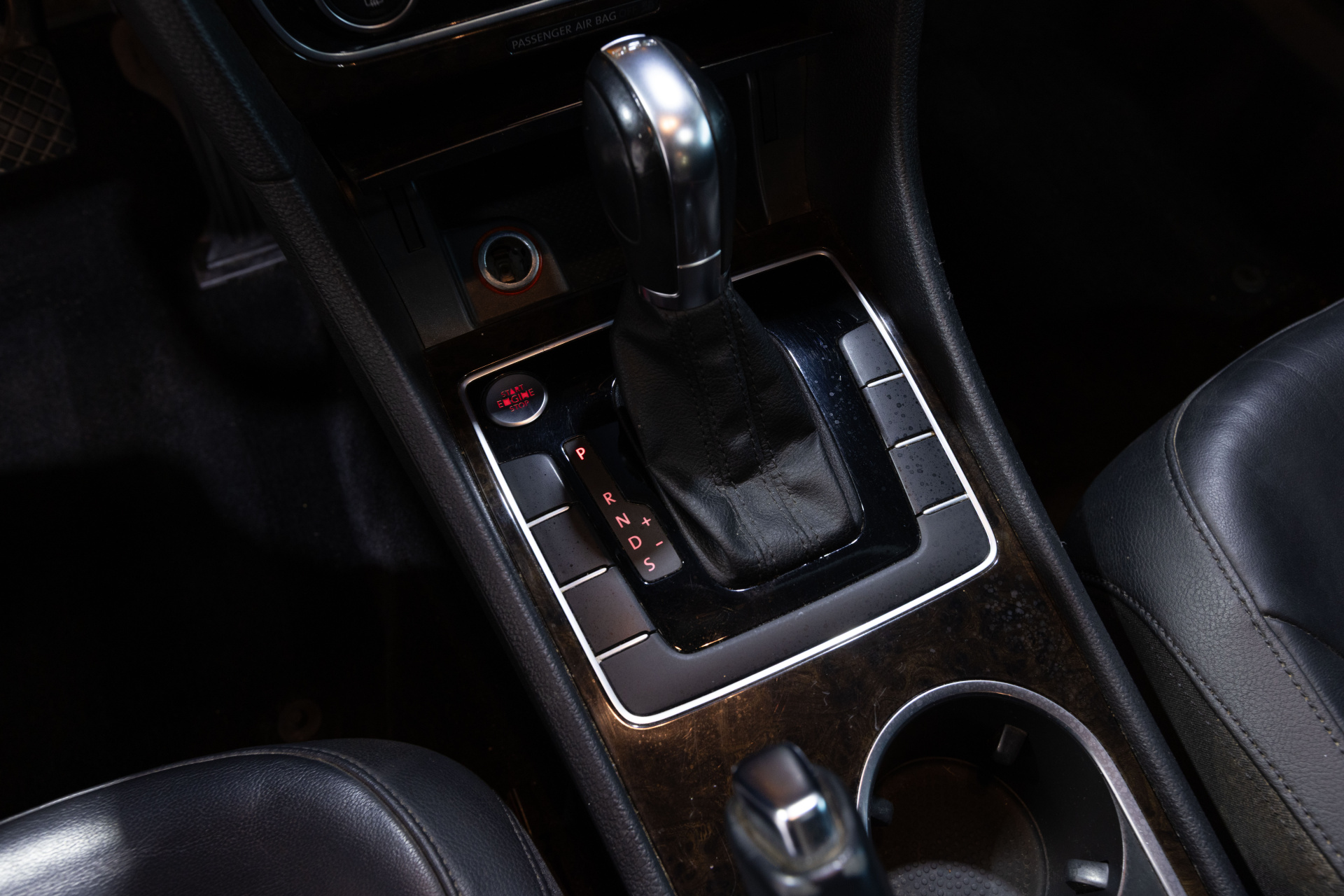 2014 VOLKSWAGEN PASSAT - Image 34