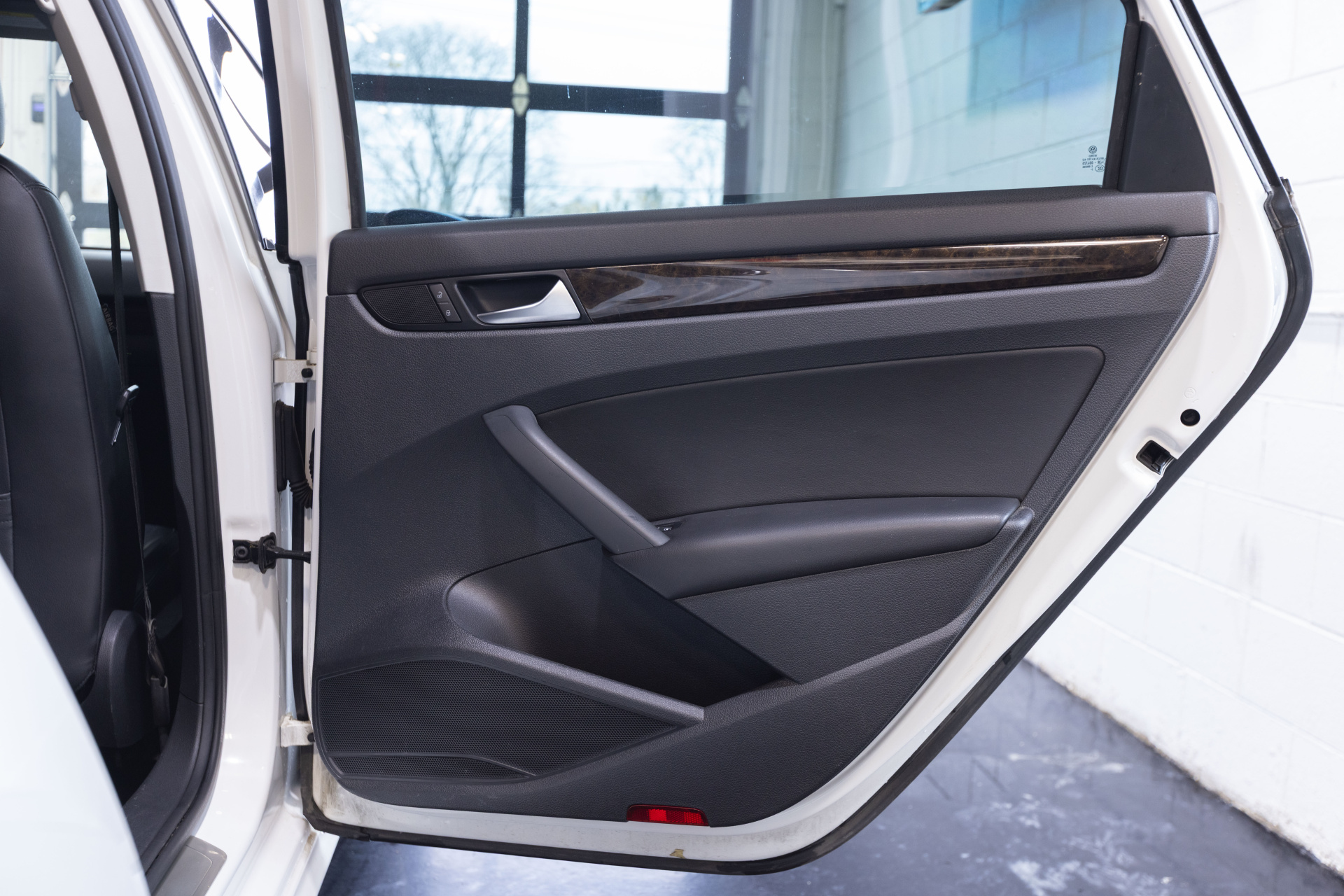 2014 VOLKSWAGEN PASSAT - Image 43