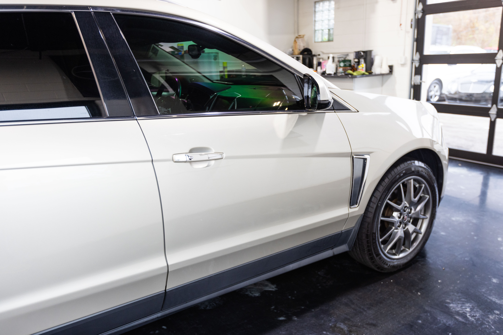 2016 CADILLAC SRX - Image 18