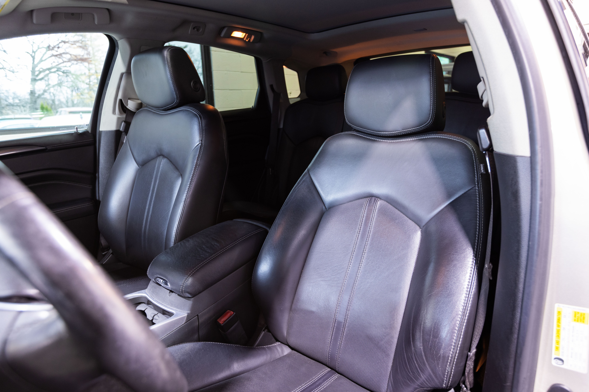 2016 CADILLAC SRX - Image 26