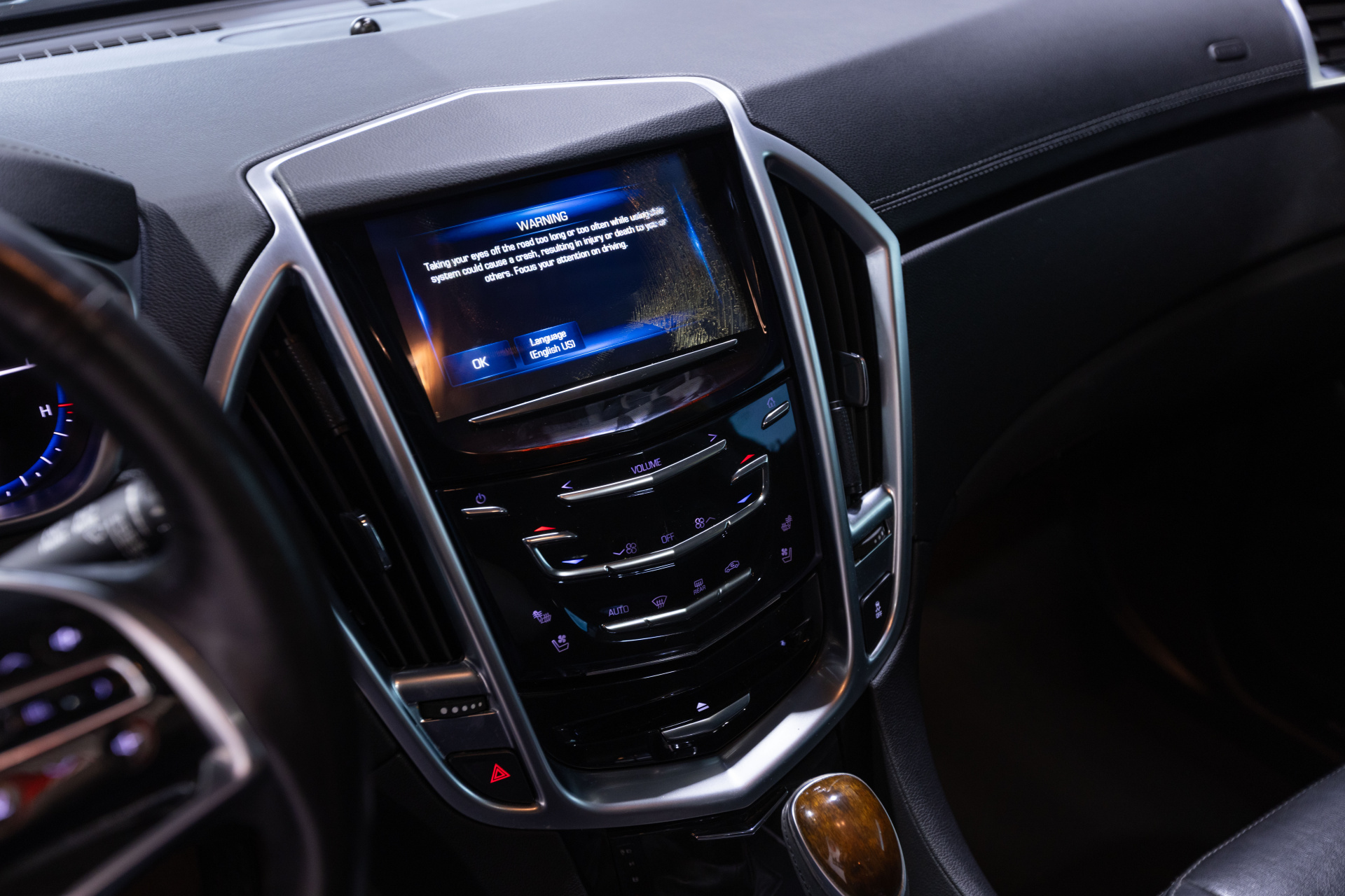 2016 CADILLAC SRX - Image 28