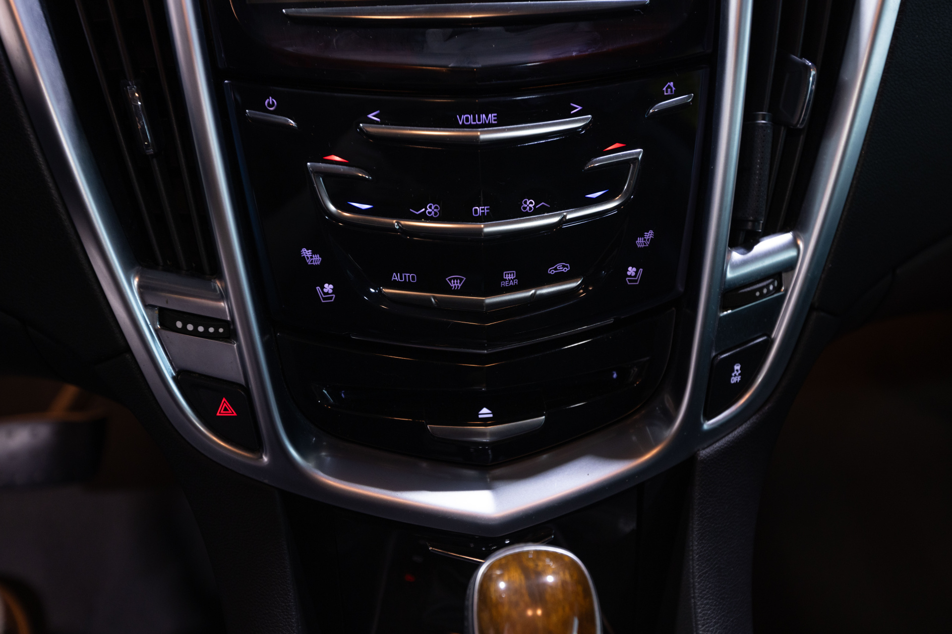 2016 CADILLAC SRX - Image 29