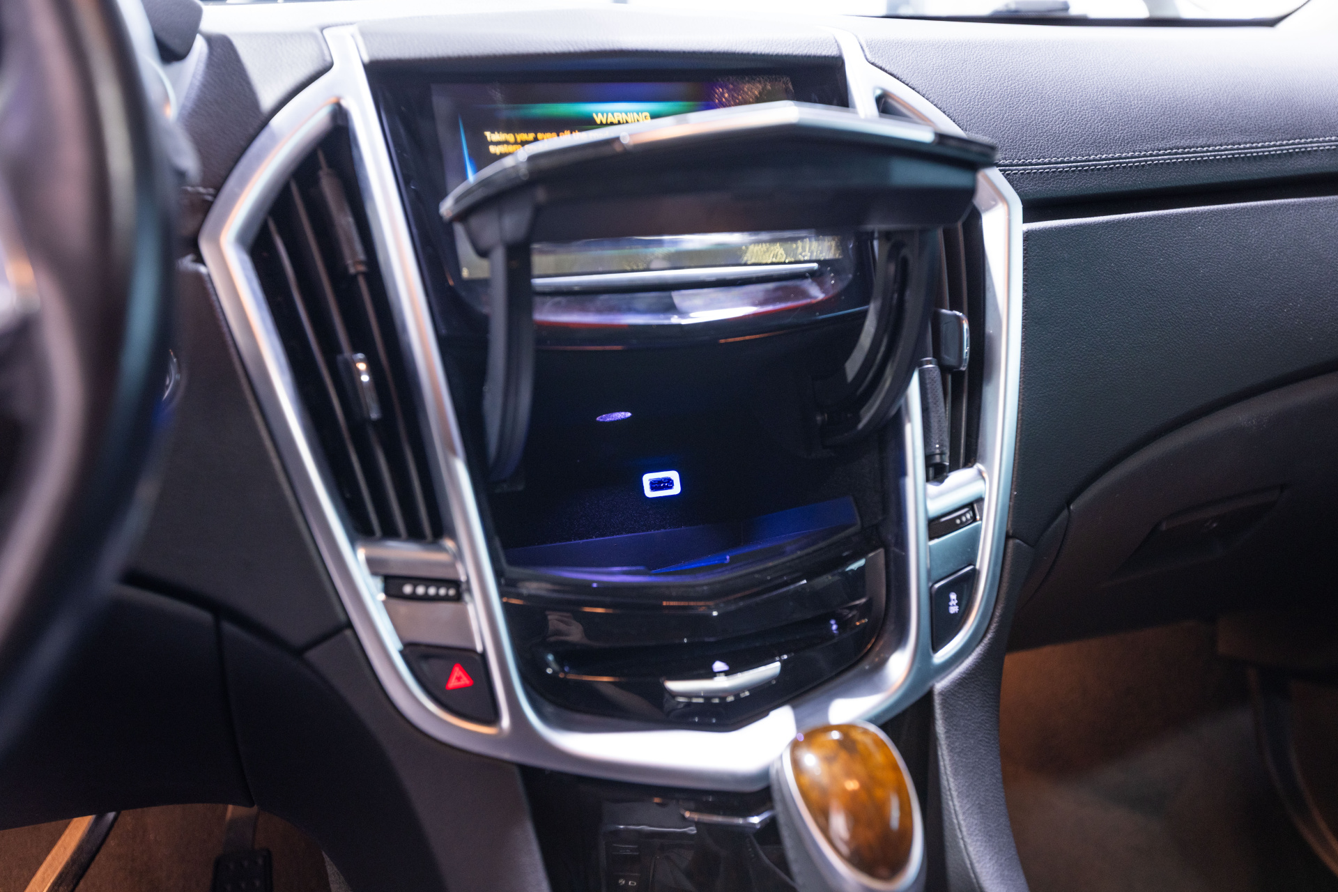 2016 CADILLAC SRX - Image 30