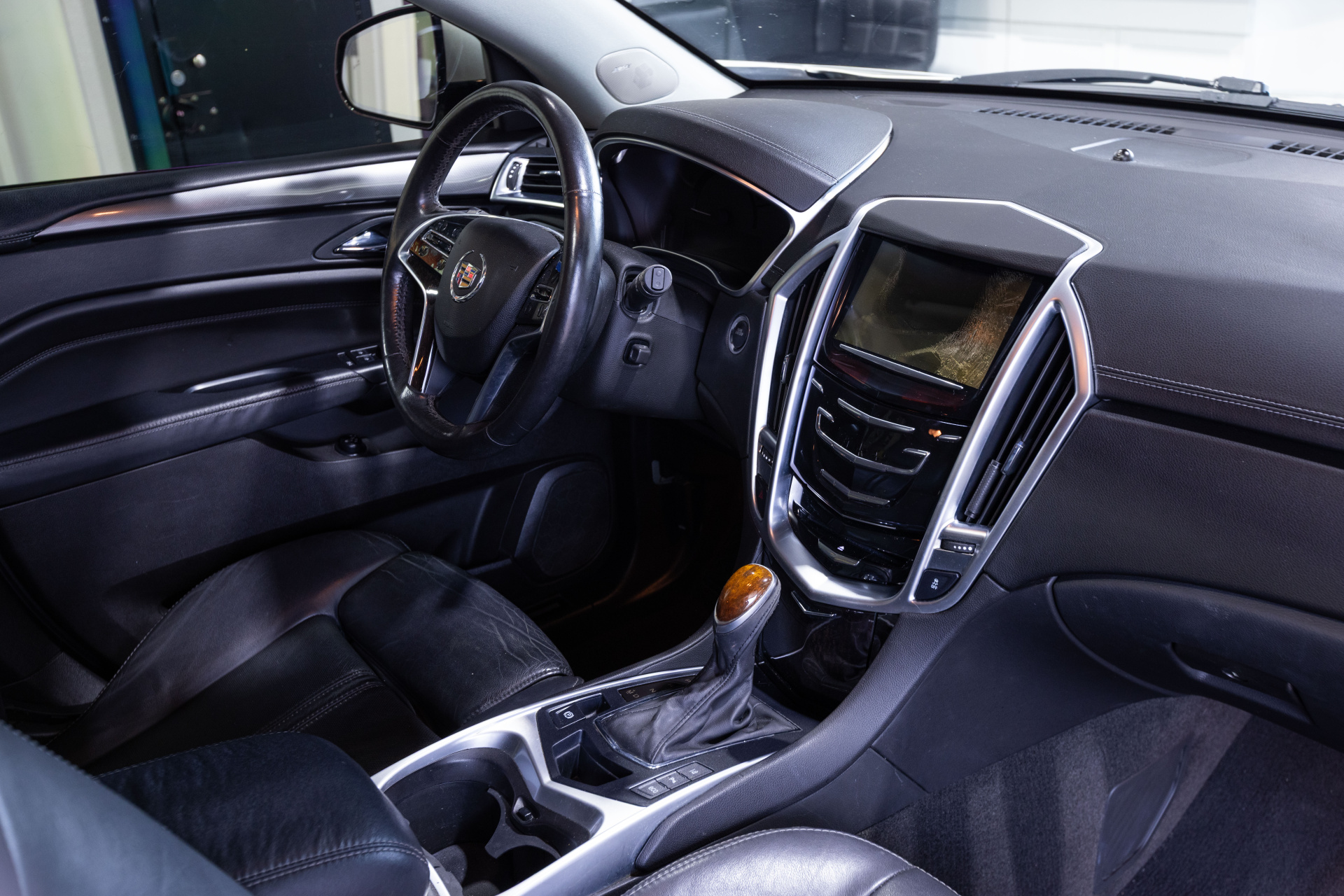 2016 CADILLAC SRX - Image 32