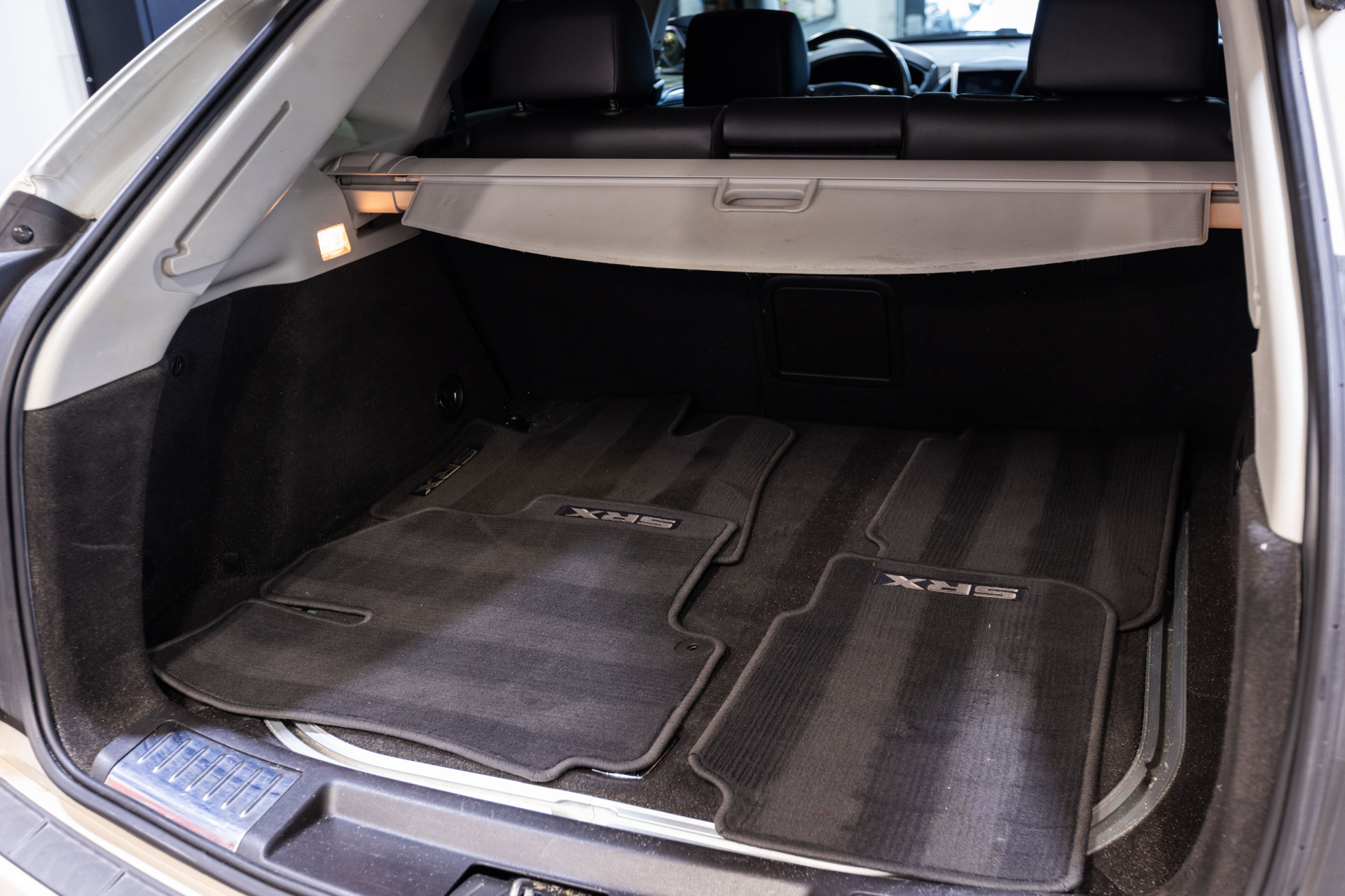 2016 CADILLAC SRX - Image 44