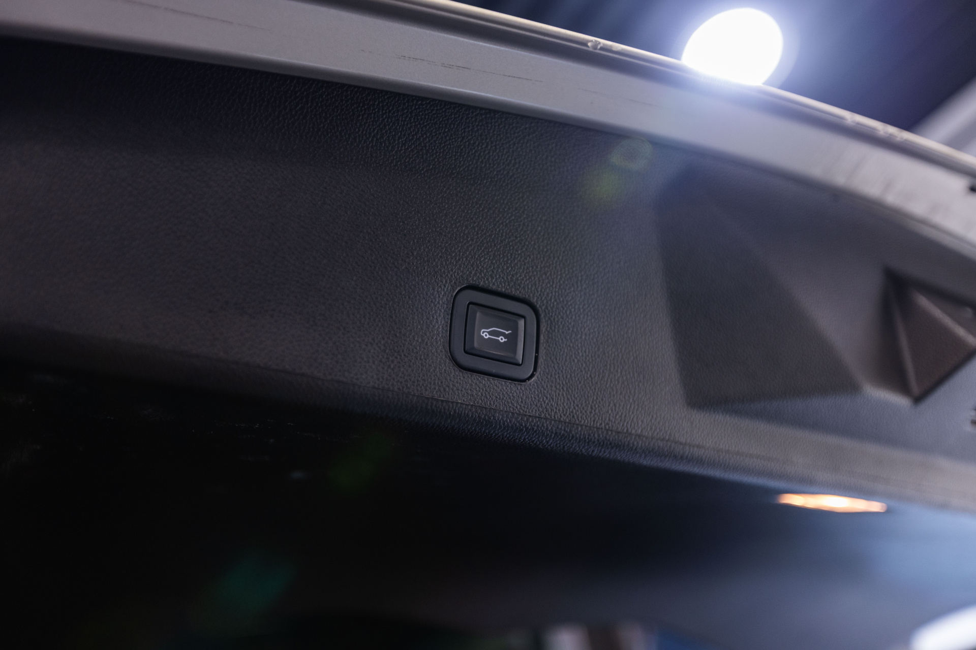 2016 CADILLAC SRX - Image 46