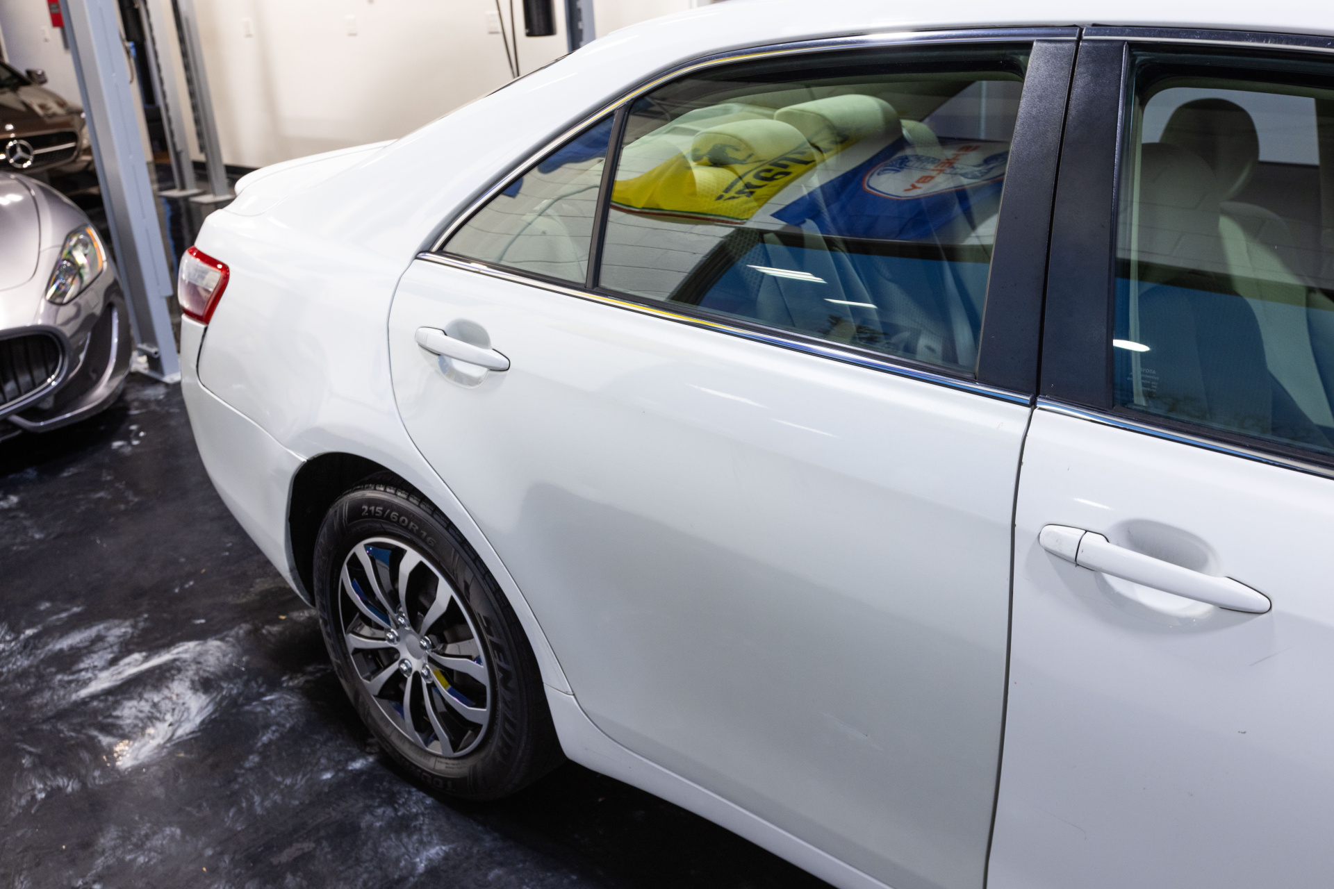 2009 TOYOTA CAMRY - Image 12