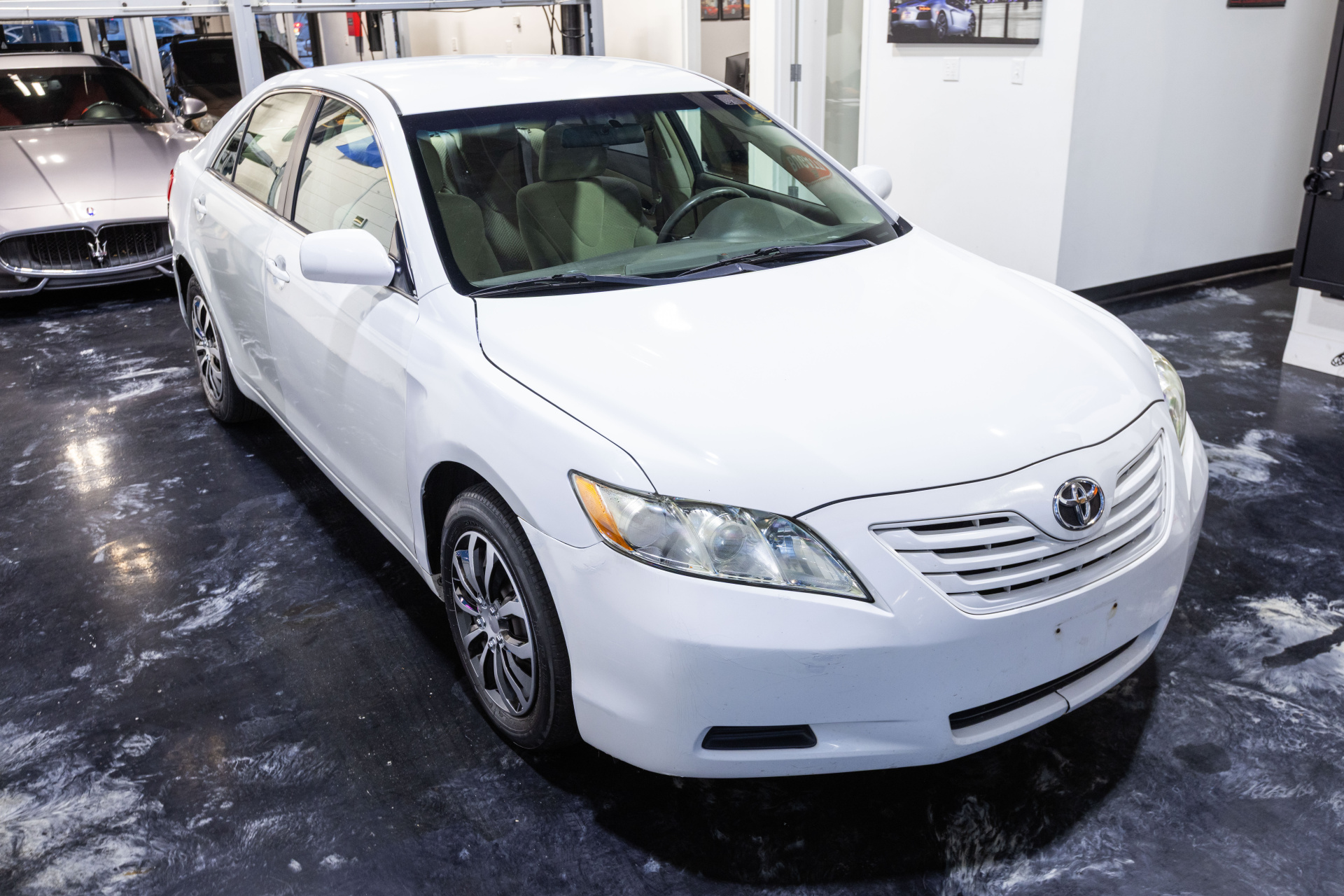 2009 TOYOTA CAMRY - Image 17