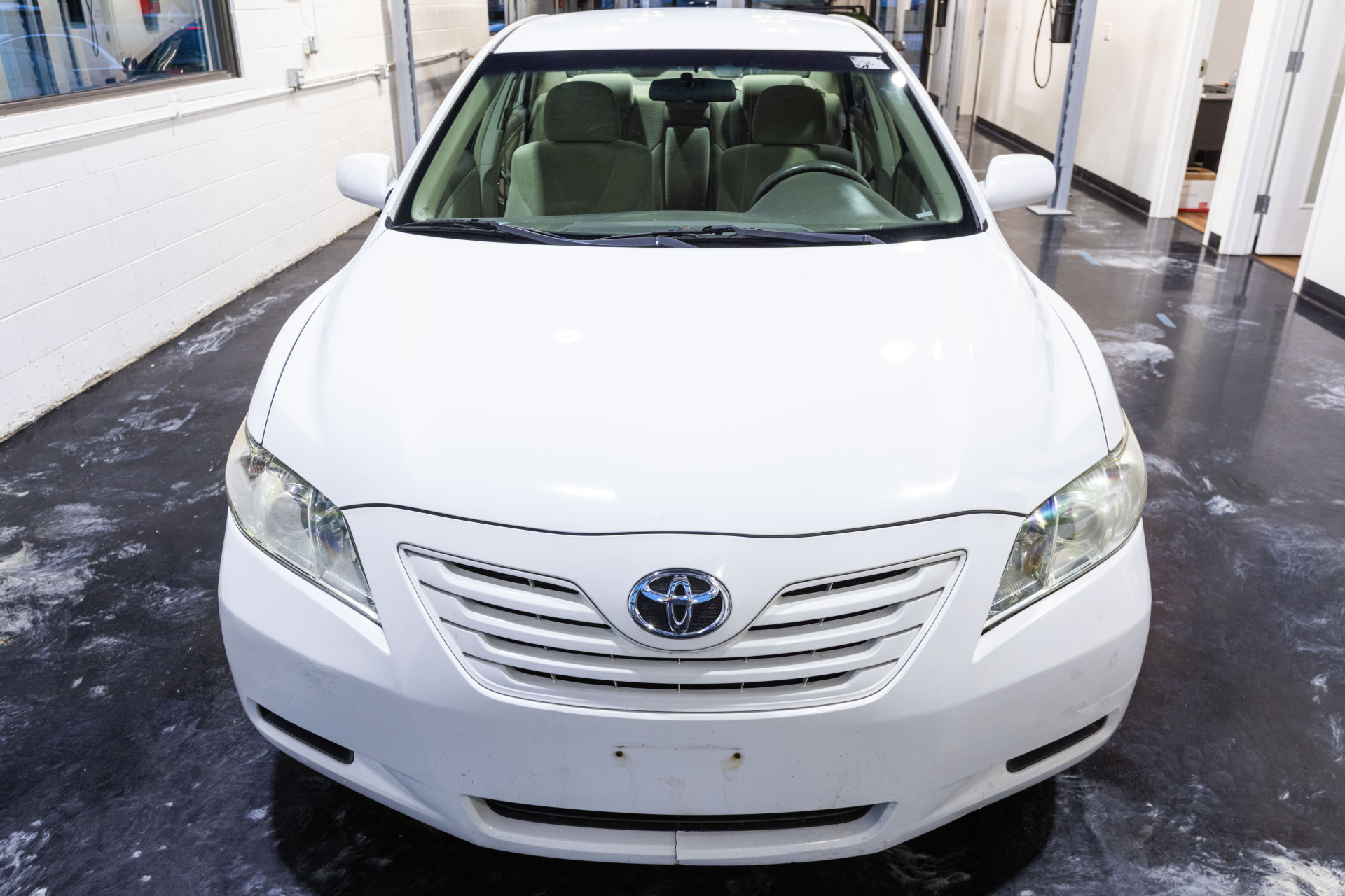 2009 TOYOTA CAMRY - Image 19