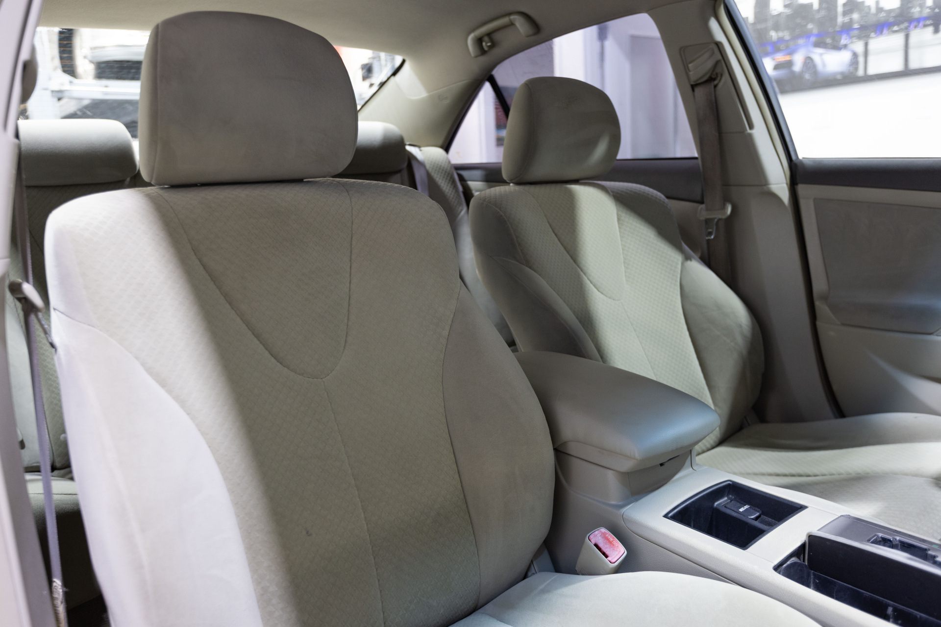 2009 TOYOTA CAMRY - Image 29