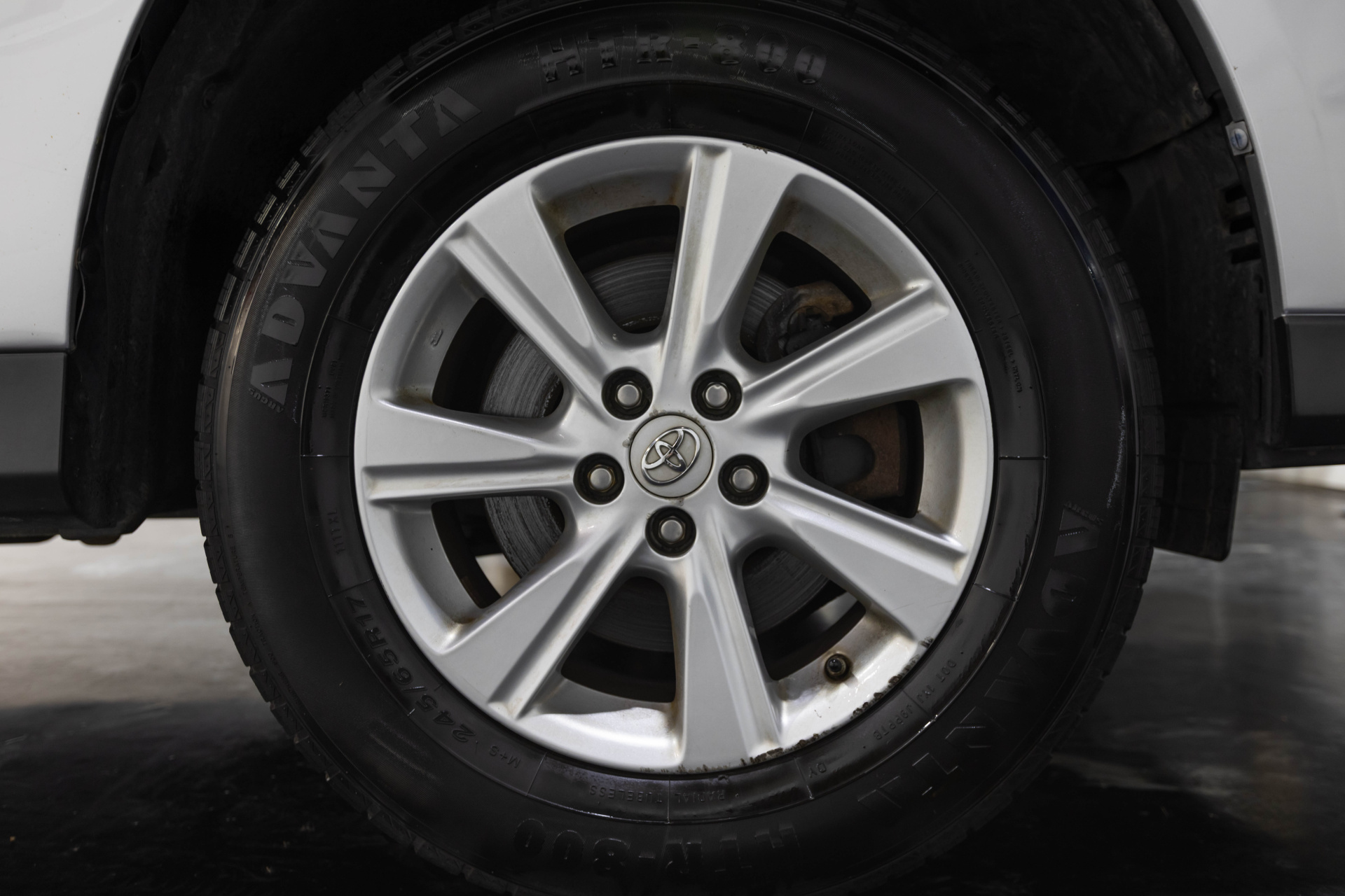 2013 TOYOTA HIGHLANDER - Image 17