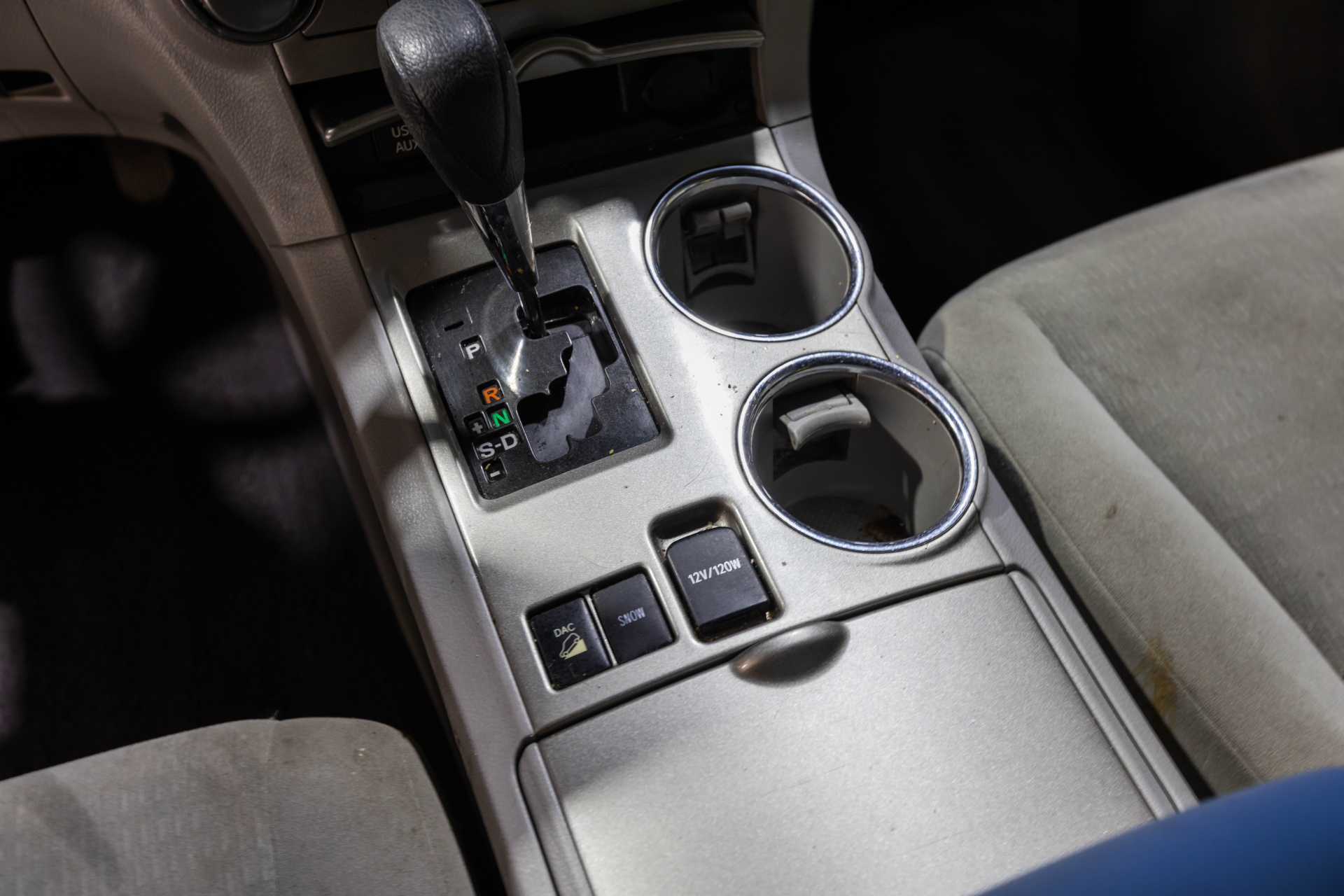 2013 TOYOTA HIGHLANDER - Image 30