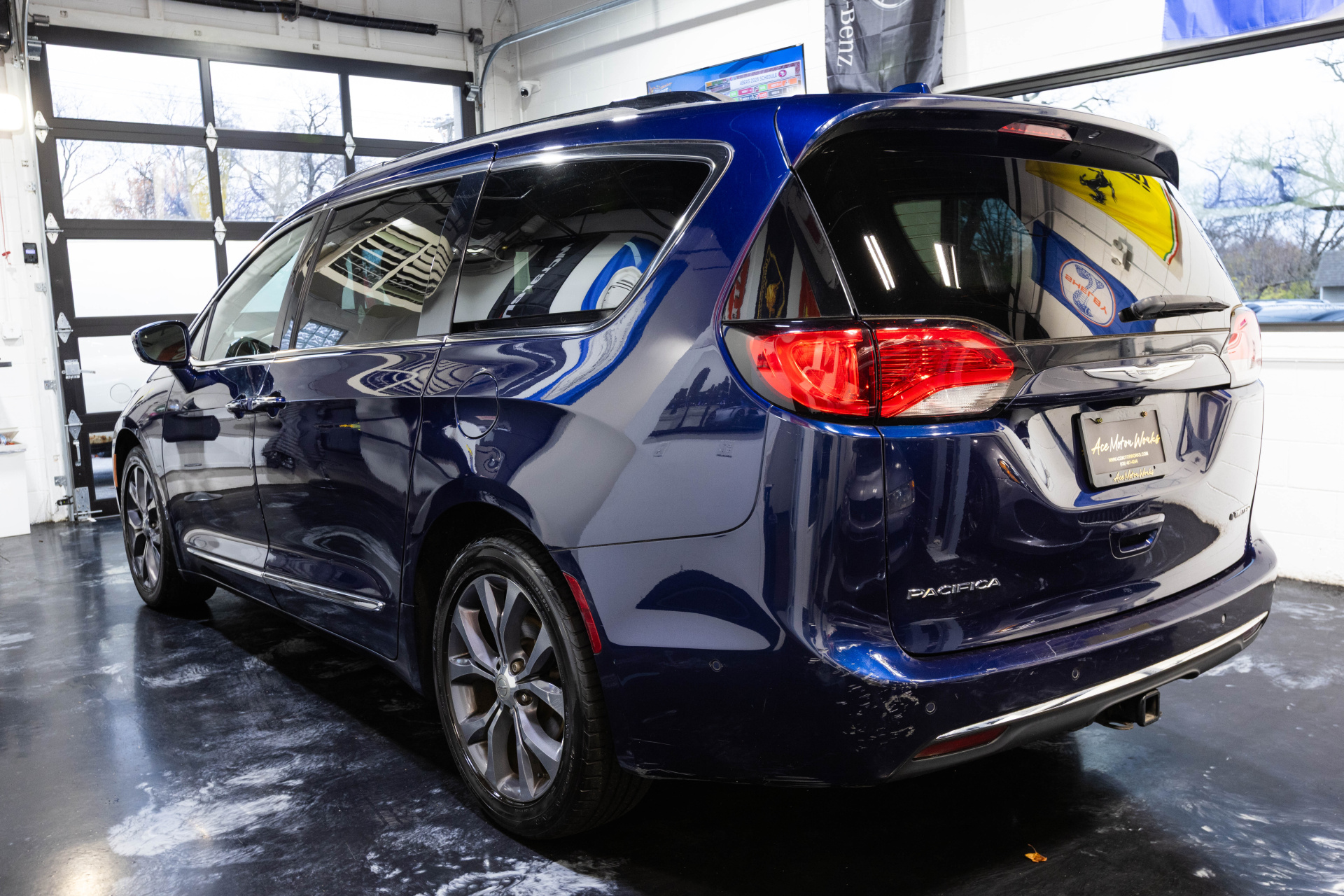 2017 CHRYSLER PACIFICA - Image 10