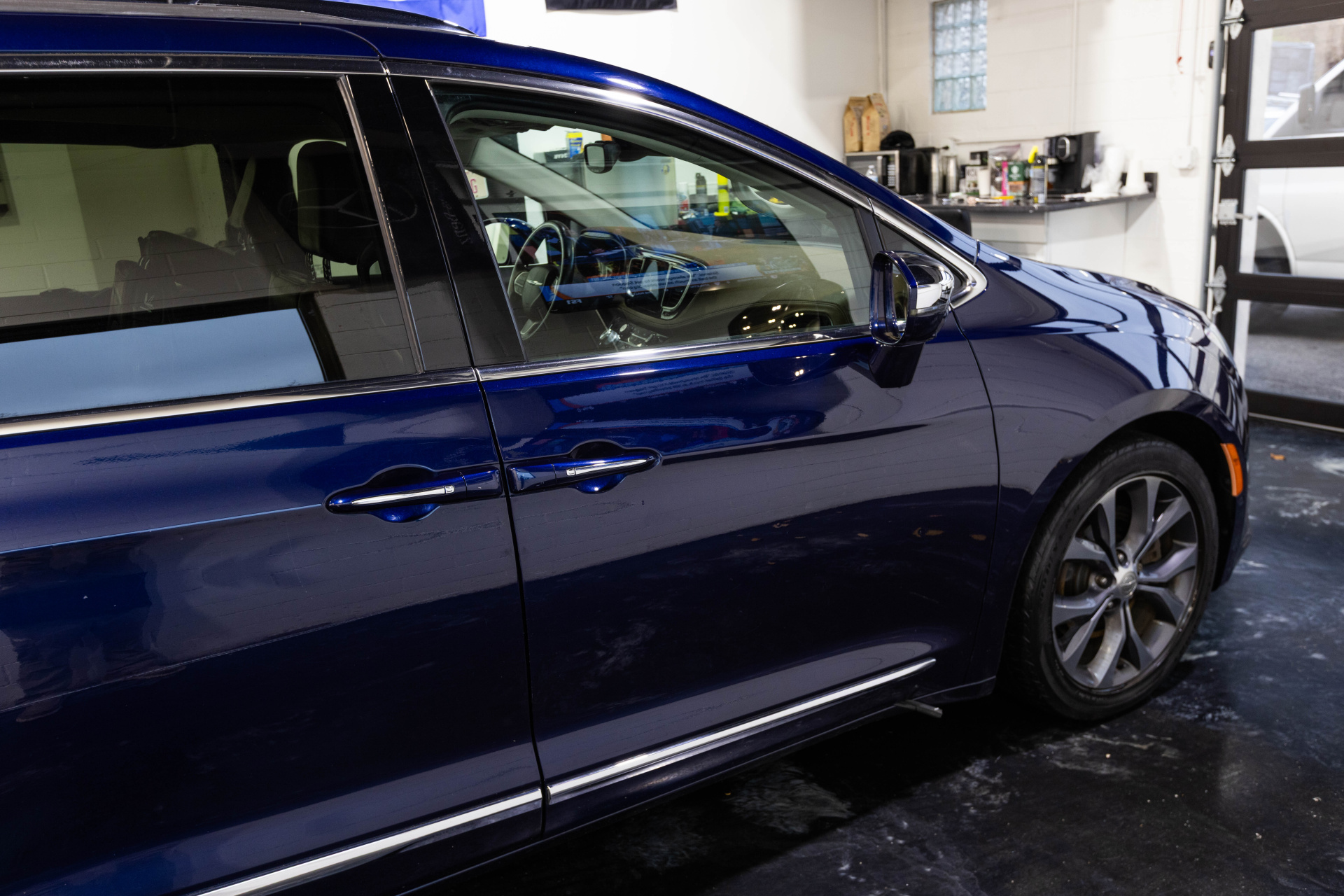 2017 CHRYSLER PACIFICA - Image 16